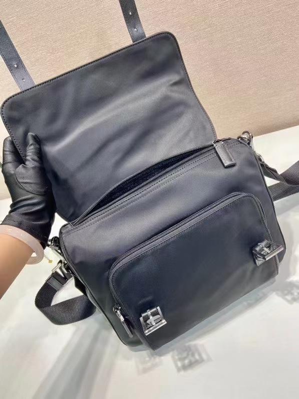 最新作 プラダ バッグ網コピー 通勤 斜め掛けバッグ 牛革 レザー 柔軟 2VD071 ブラック_7