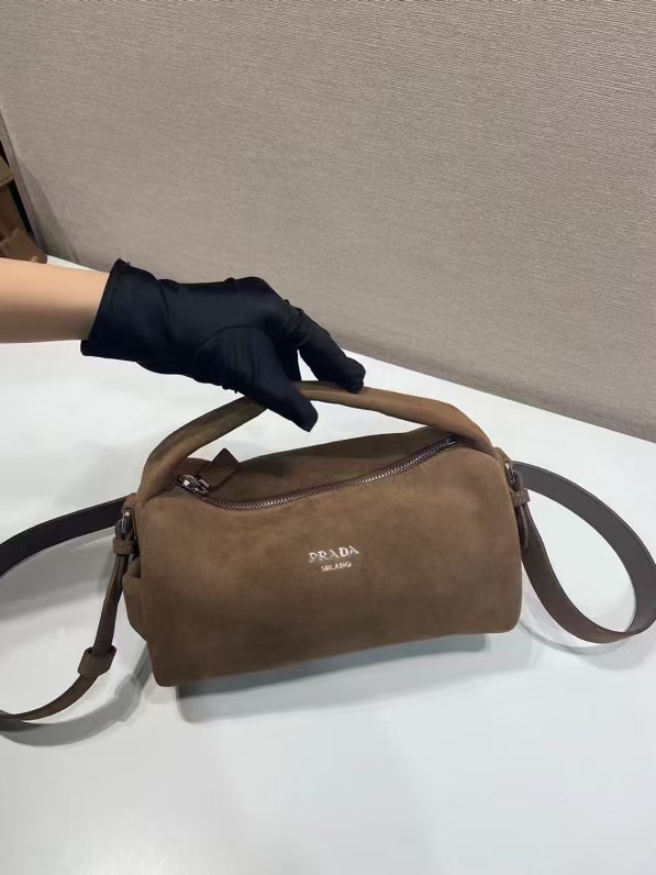 お得品‼プラダバッグ 修理スーパーコピー 斜め掛けバッグ 牛革 レザー 柔らかい 2VH188 ブラウン_2