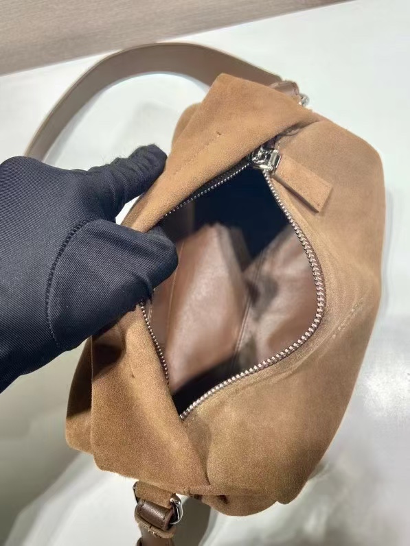 お得品‼プラダバッグ 修理スーパーコピー 斜め掛けバッグ 牛革 レザー 柔らかい 2VH188 ブラウン_3
