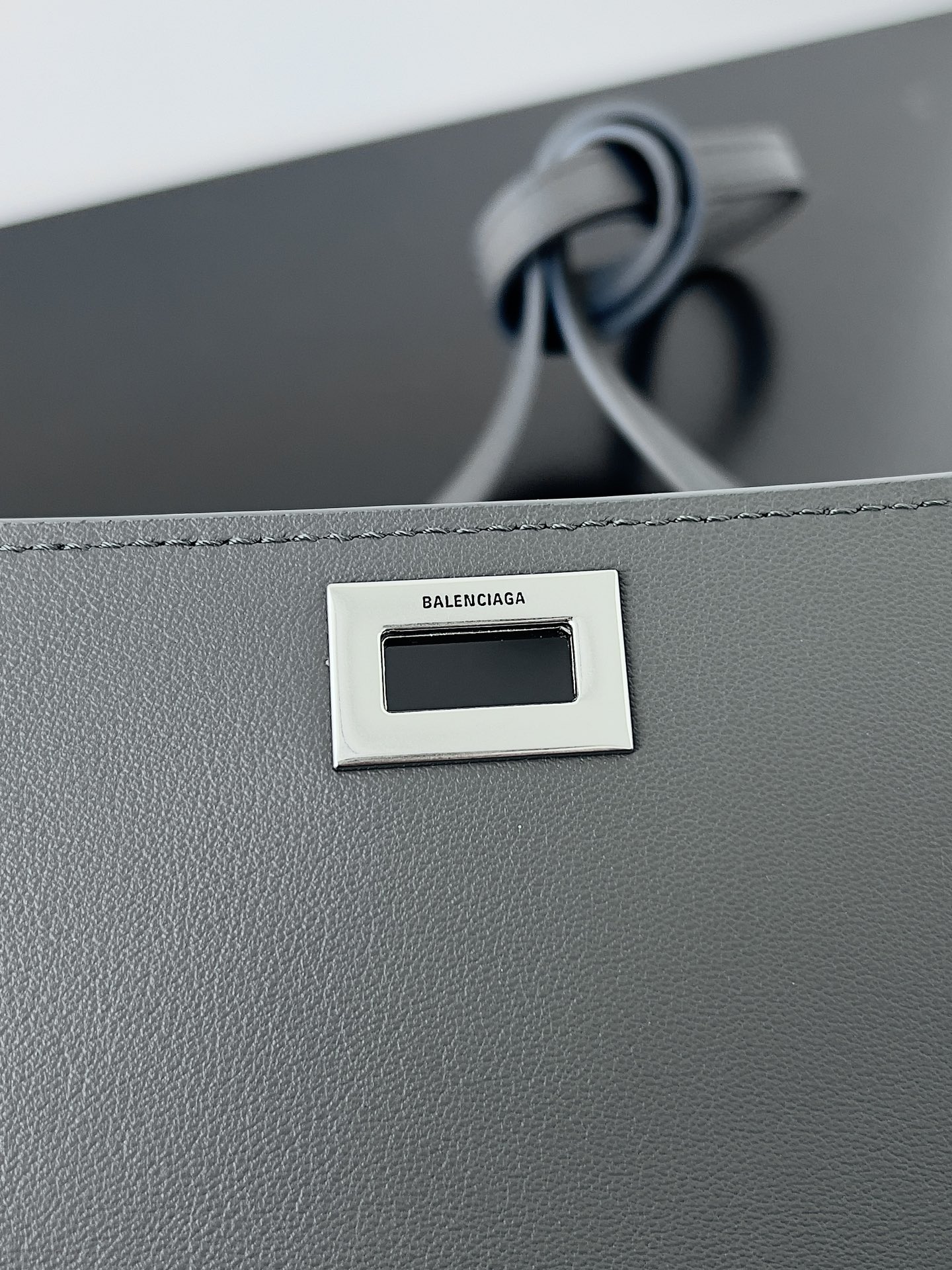 balenciaga ショルダー バッグコピー 斜め掛けバッグ 本革 レザー ハンドバッグ  優雅レディ グレー_5