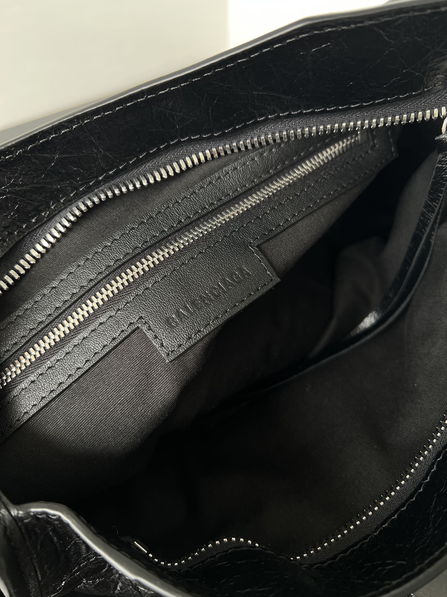 定番人気 balenciaga トート バッグ偽物 ハンドバッグ 本革 斜め掛け 上質 レザー ブラック_8