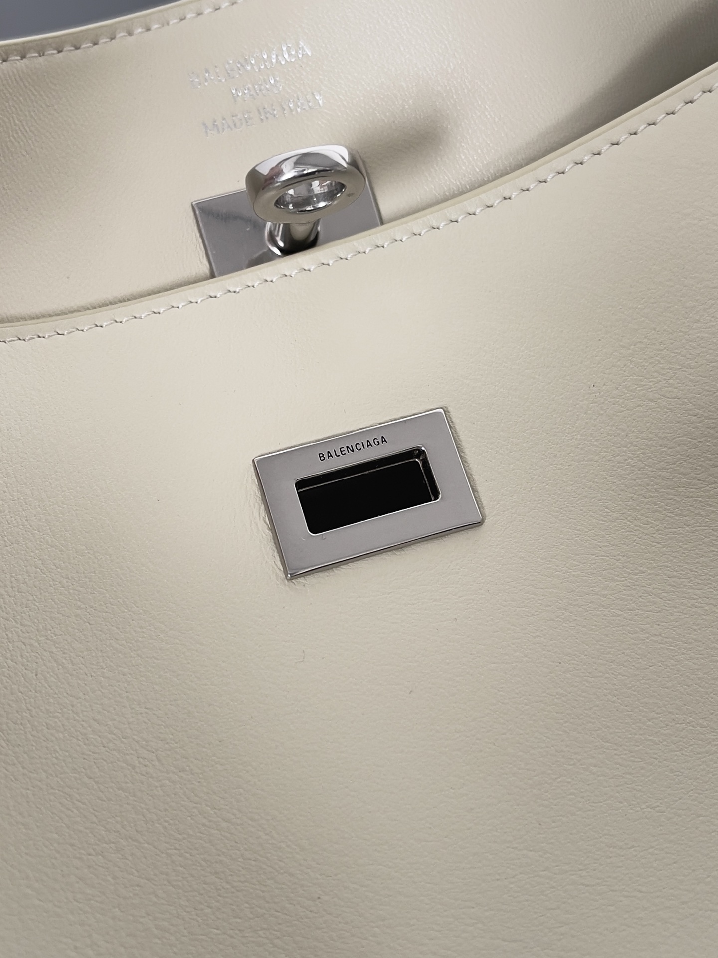 balenciaga カバンコピー 牛革 レザー 斜め掛けバッグ 柔軟 ハンドバッグ ホワイト_7