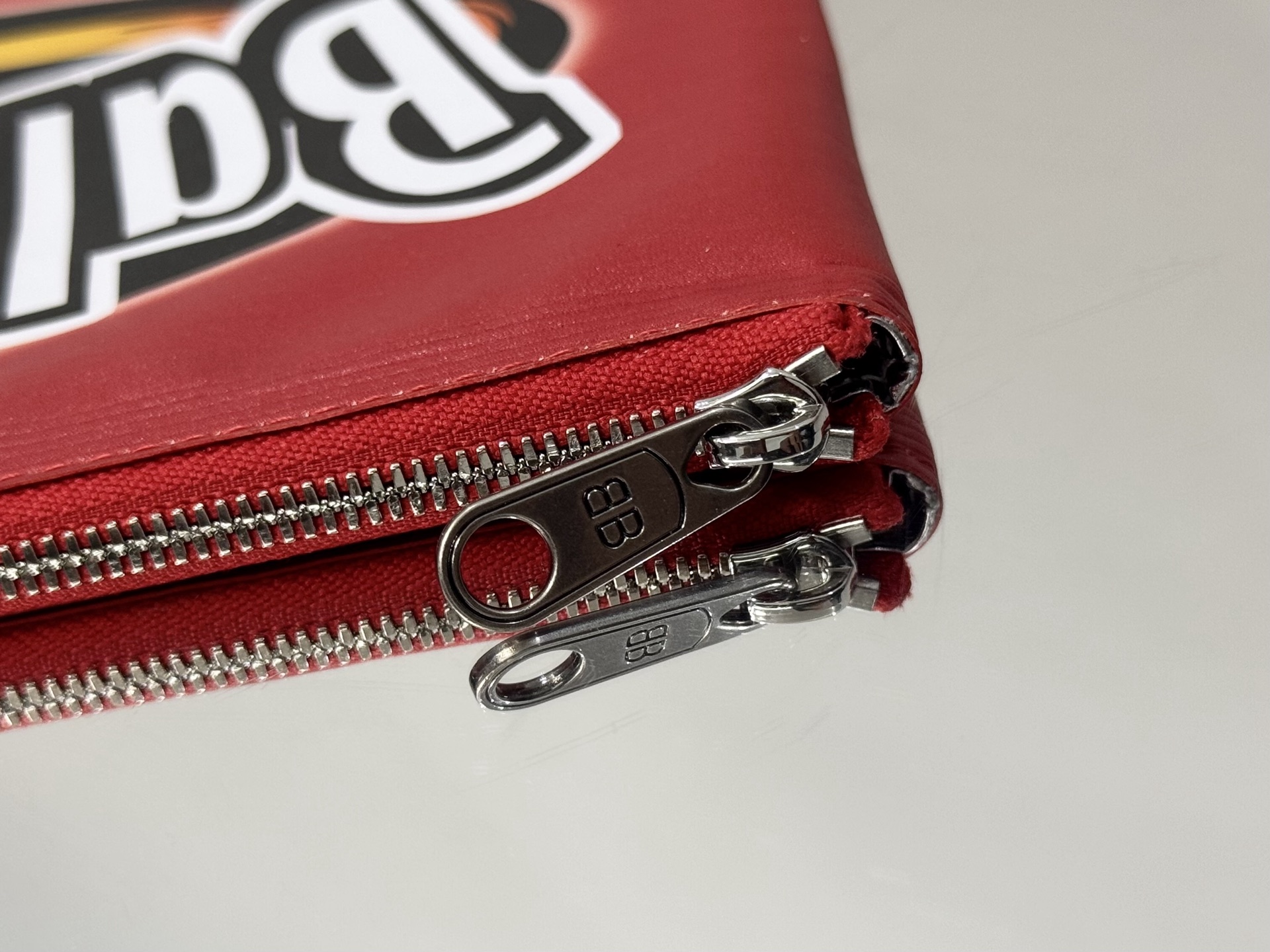 バレンシアガ バッグ ピンクスーパーコピー ポテトチップバッグ 柔軟 ファッション感 0001 レッド_7