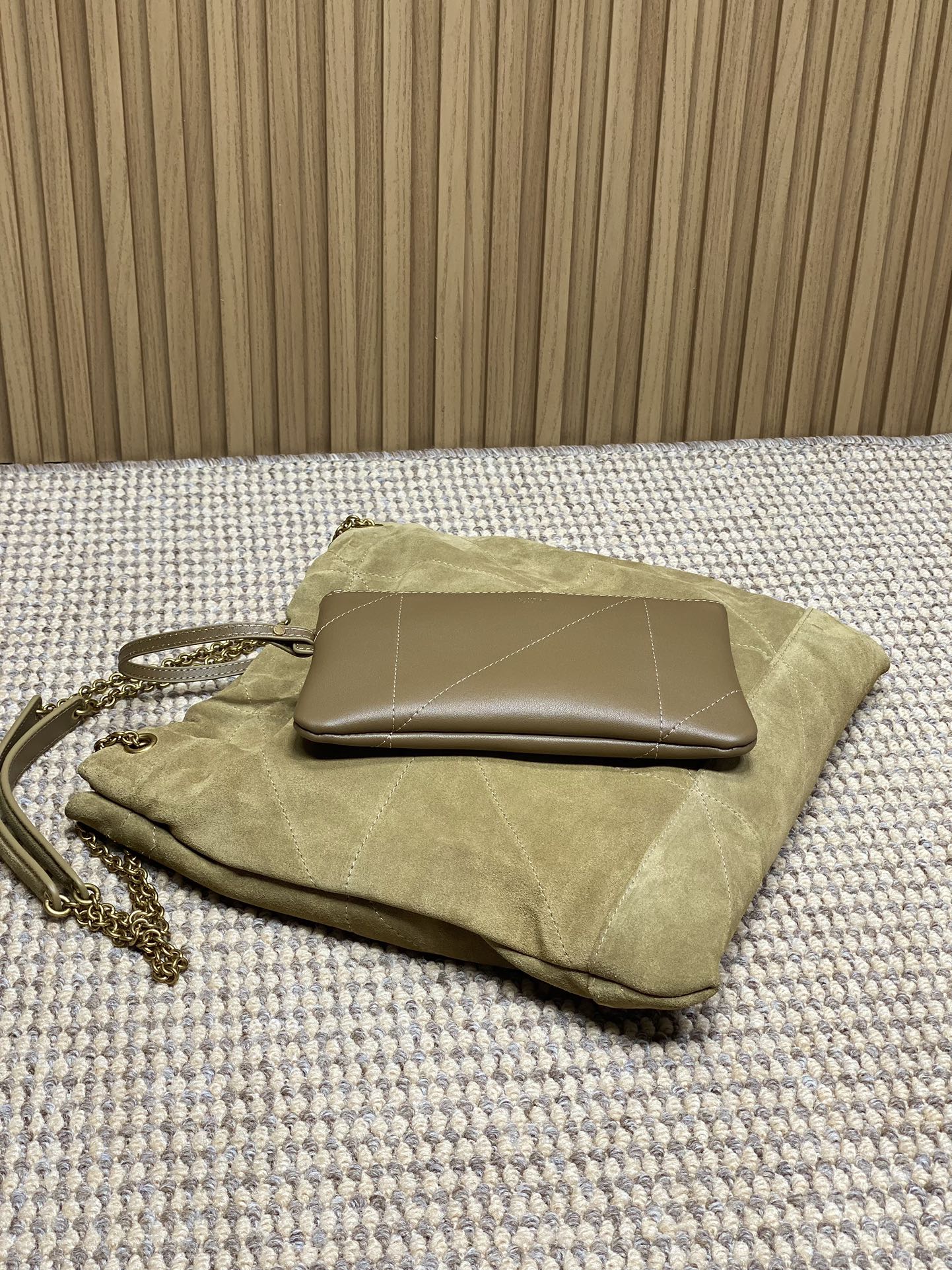 サン ローラン バッグスーパーコピー 斜め掛けバッグ 日常用 柔らかい 781666 イエロー_2