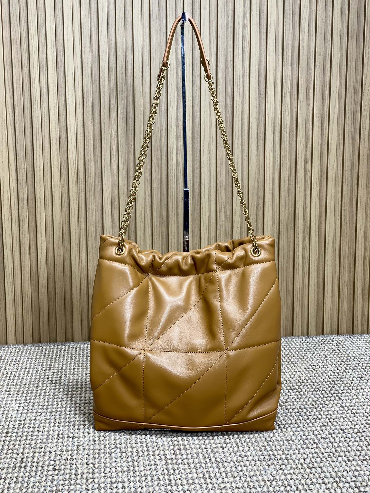 サン ローラン レディ バッグ偽物 レザー 斜め掛けバッグ 日常用 柔らかい 781666 ブラウン_2