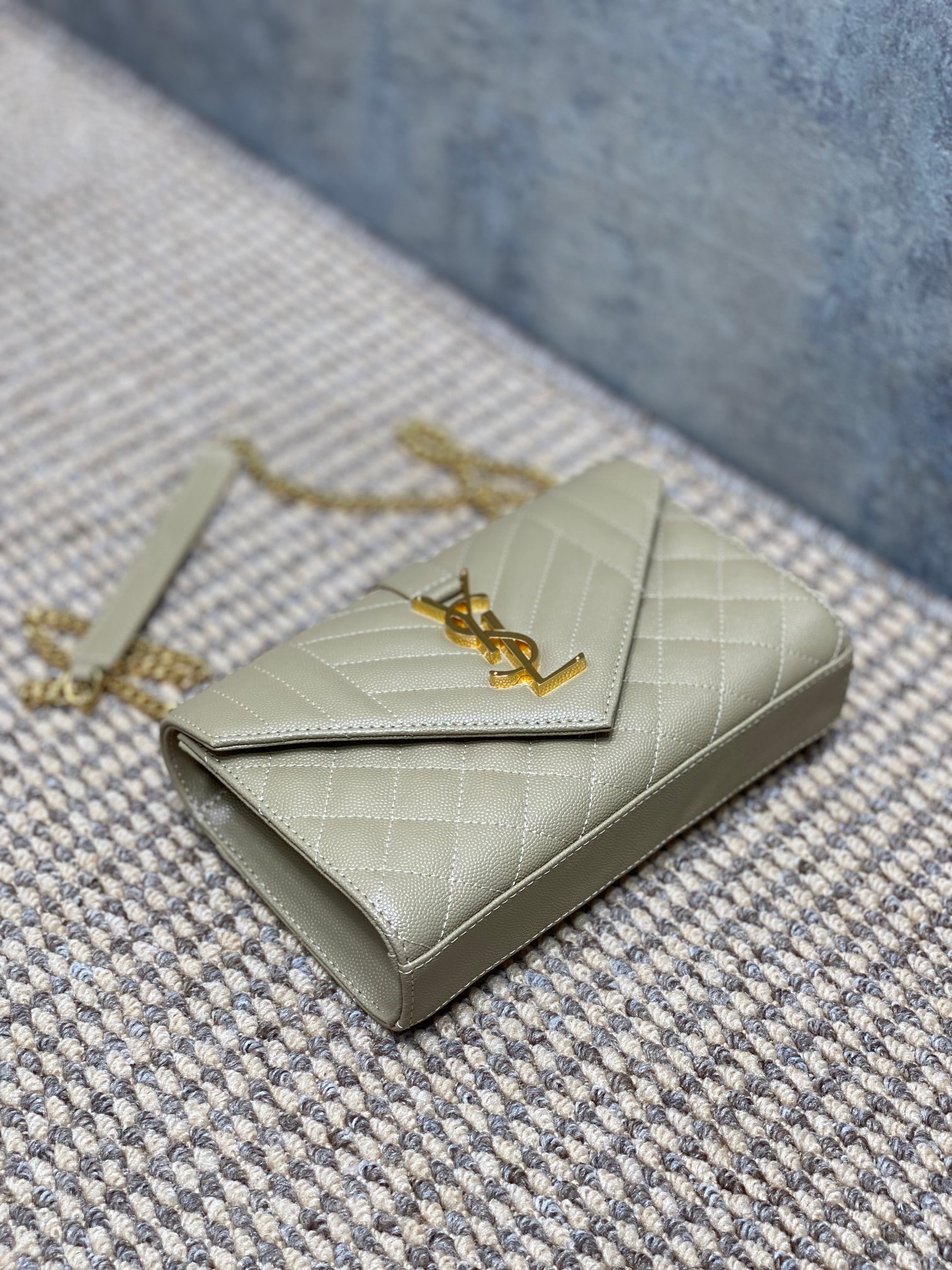 saint laurent バッグスーパーコピー 斜め掛け YSL チェーンバッグ 本革 392745 杏色_4