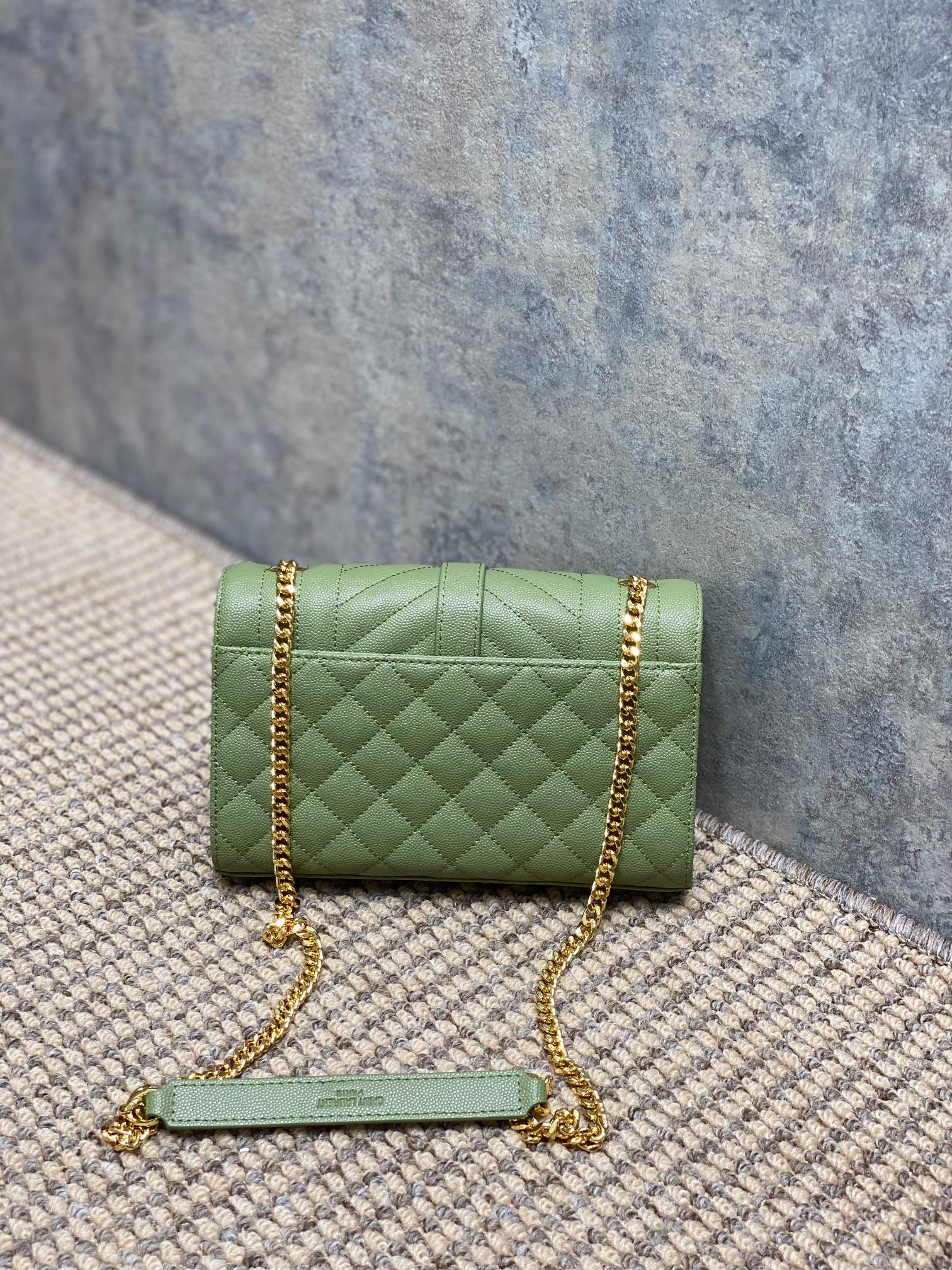 サン ローラン ビジネス バッグコピー 斜め掛け YSL チェーンバッグ 本革 392745 グリーン_2