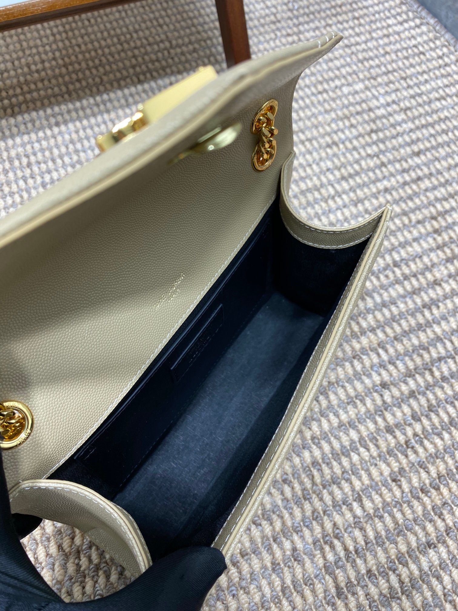 サン ローラン レディ バックスーパーコピー 斜め掛け チェーンバッグ 本革 392739 杏色_7