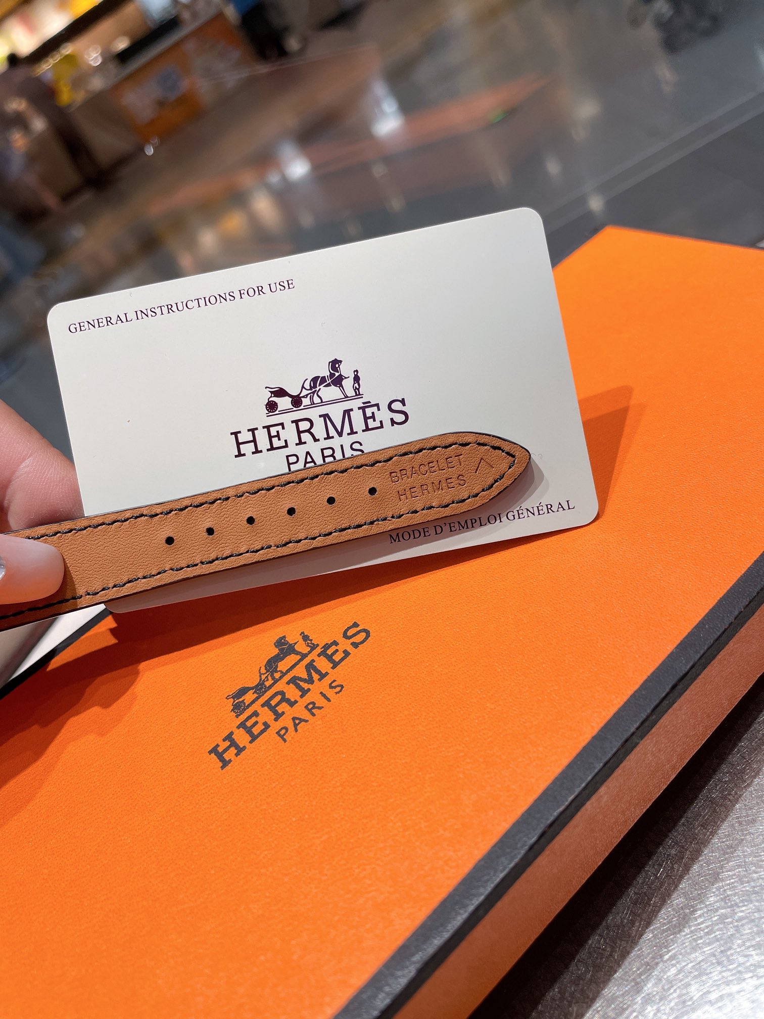 2025年のお買い得品 エルメス 時計値段スーパーコピー 牛革 シルバーケース ウォッチ 腕時計 ブラック_6