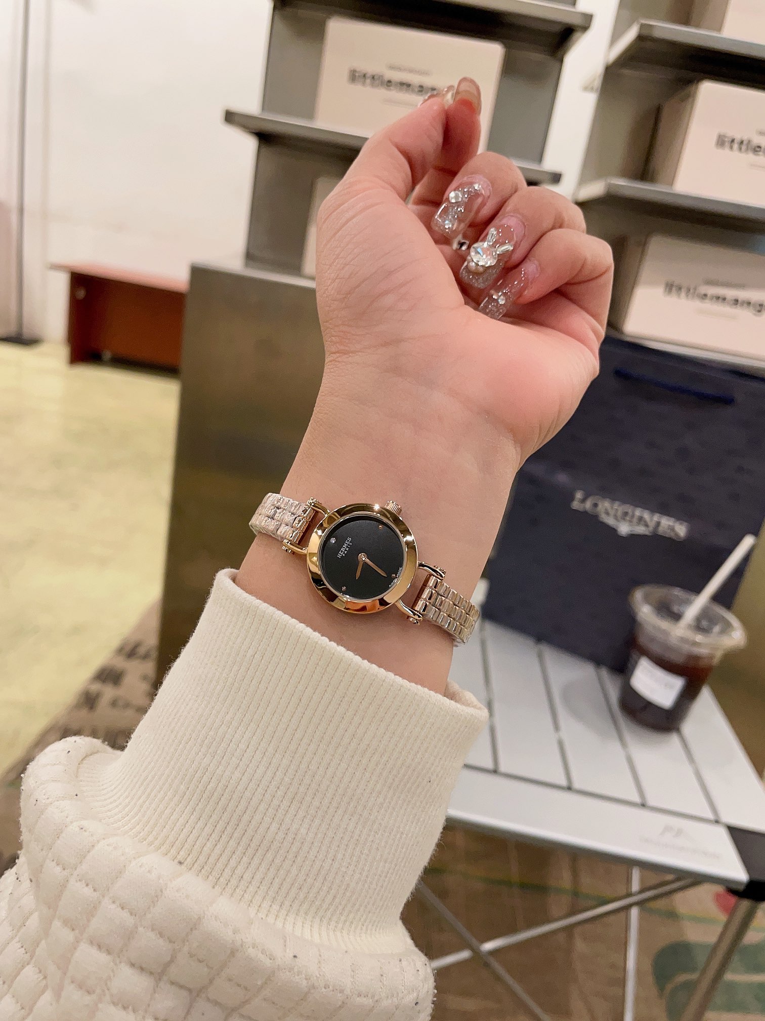 HERMES PARIS エルメス時計 買取価格コピー 牛革 優雅 ウォッチ 腕時計 ゴールドケース 多色可選_3