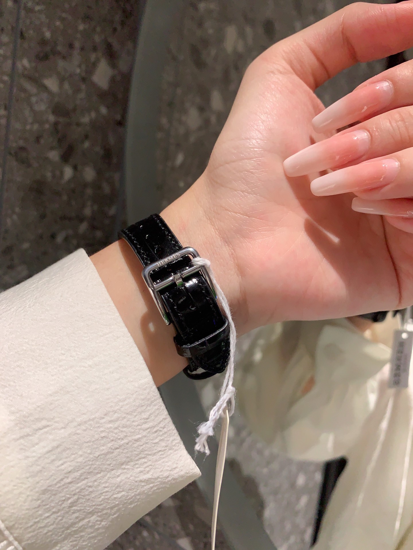 爆買いできる エルメス 時計 革偽物 シンプル 牛革 優雅 H形ケース ウォッチ 腕時計 ブラック_5