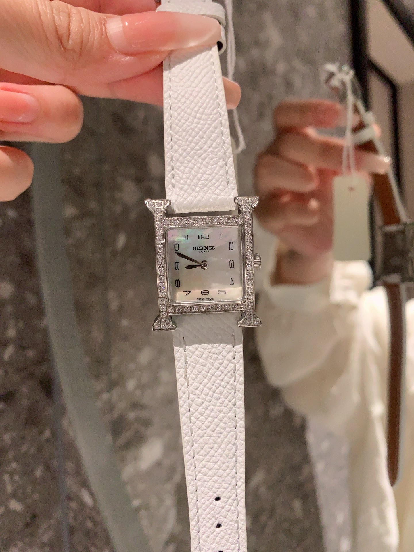 爆買いできる エルメス時計 買え ないコピー シンプル 牛革 優雅 H形ケース ウォッチ 腕時計 ホワイト_6