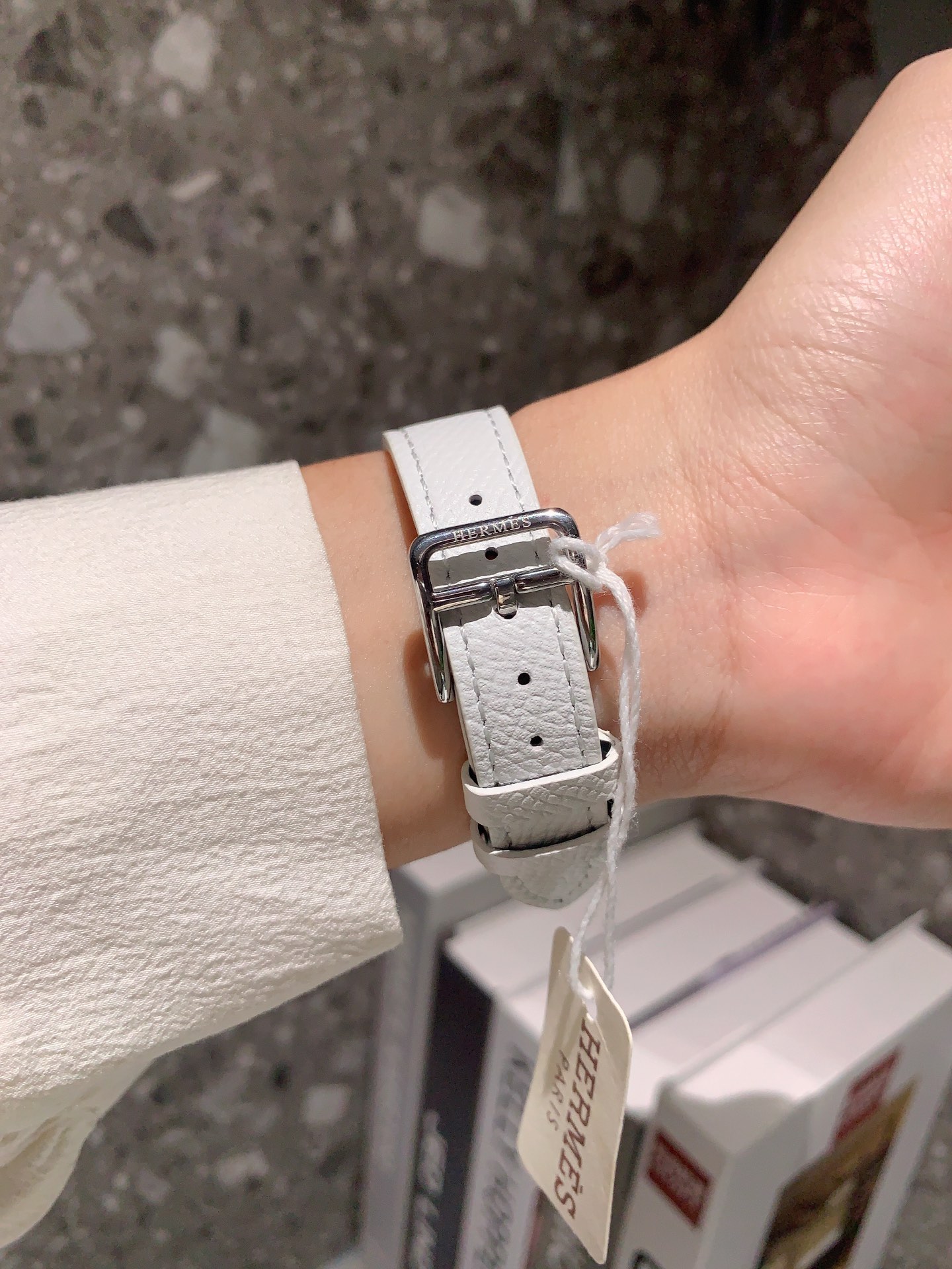 爆買いできる エルメス時計 買え ないコピー シンプル 牛革 優雅 H形ケース ウォッチ 腕時計 ホワイト_7