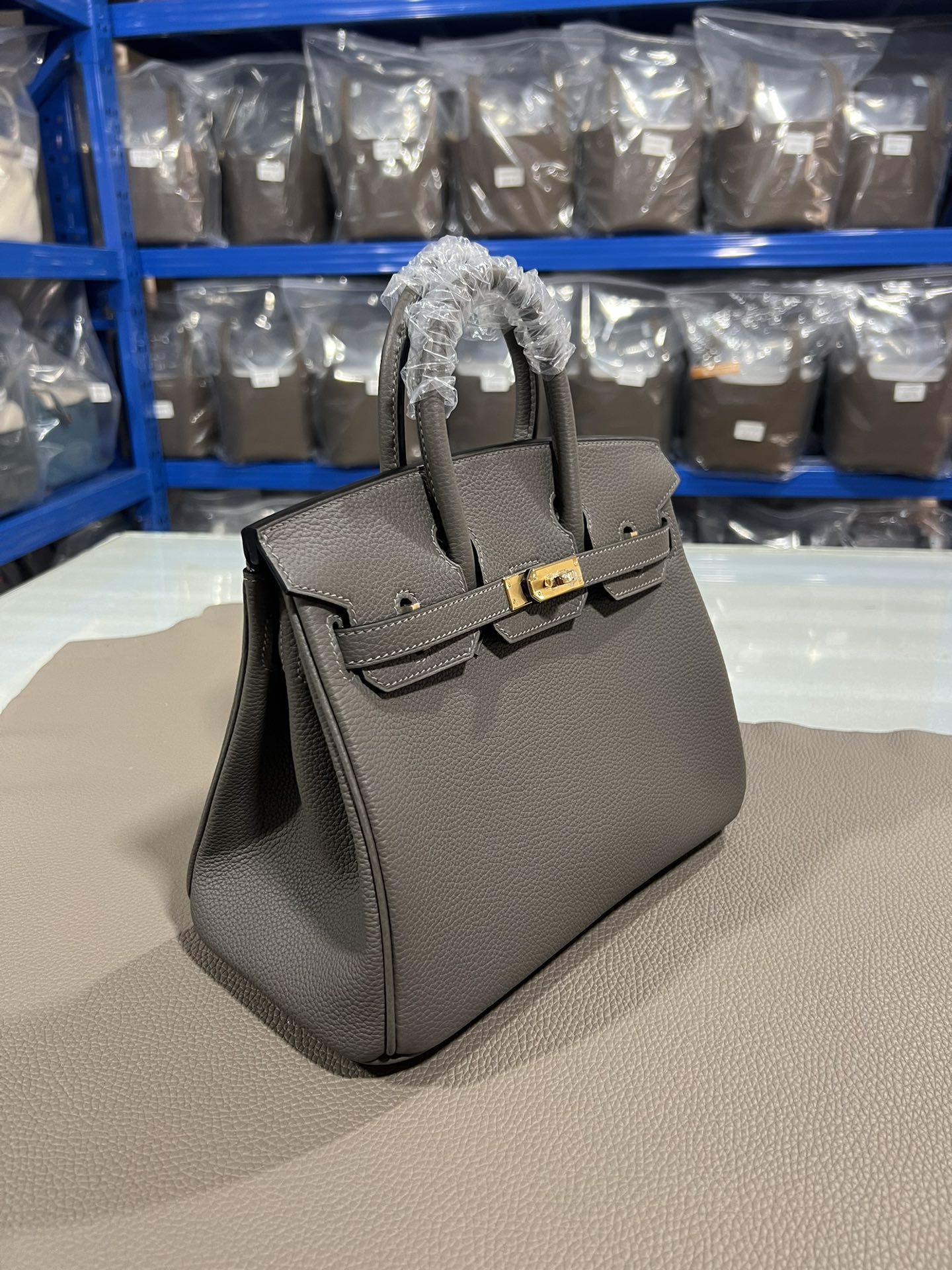 エルメスバッグ 買うには偽物 牛革 レザー 優雅 ハンドバッグ 上質 グレー_4