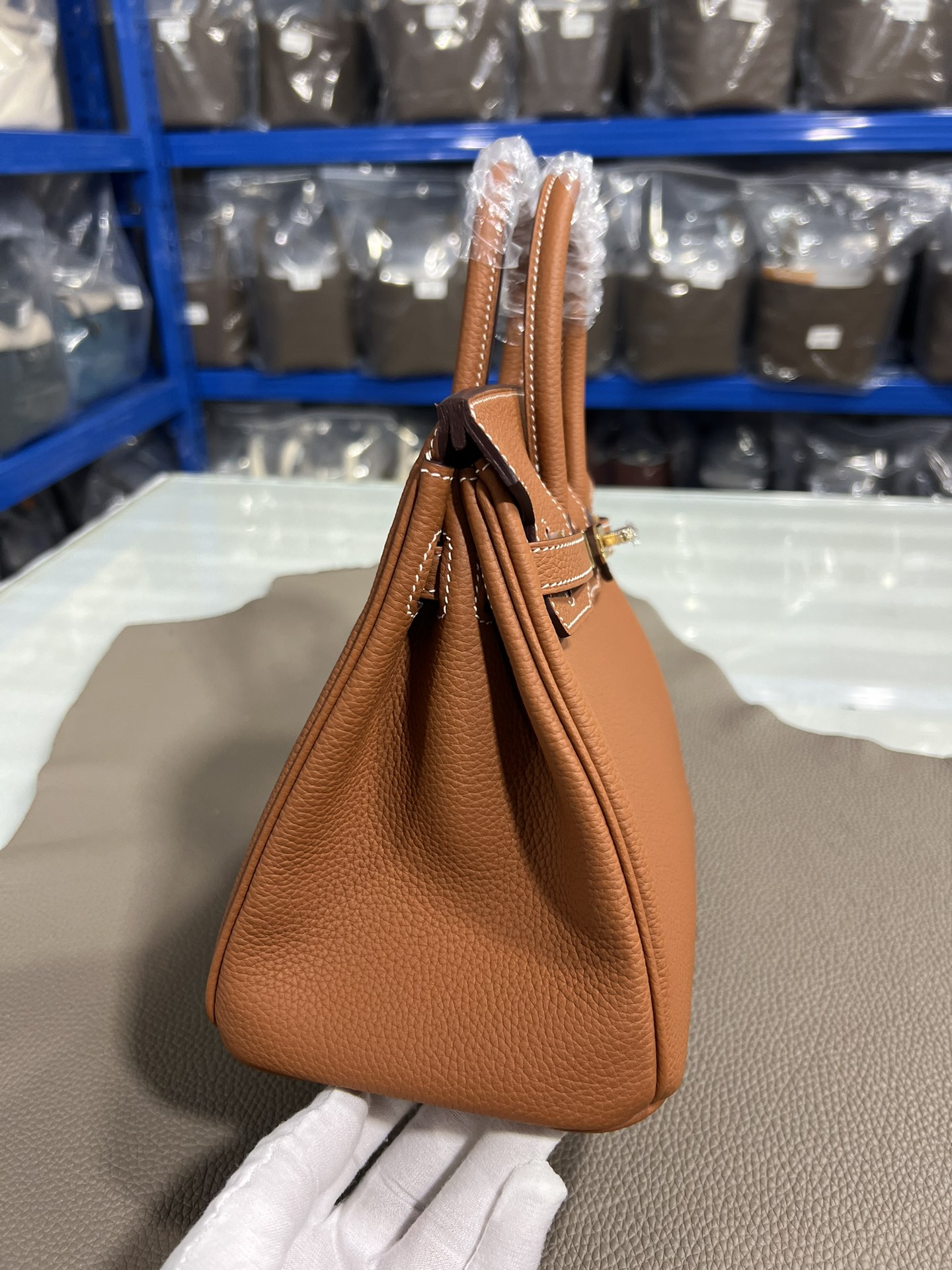 エルメスバッグ 買い方コピー 牛革 レザー 優雅 ハンドバッグ ゴールドバックル ブラウン_5