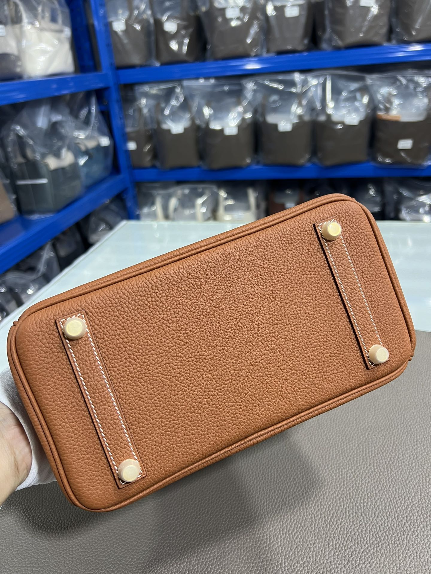 エルメスバッグ 買い方コピー 牛革 レザー 優雅 ハンドバッグ ゴールドバックル ブラウン_7