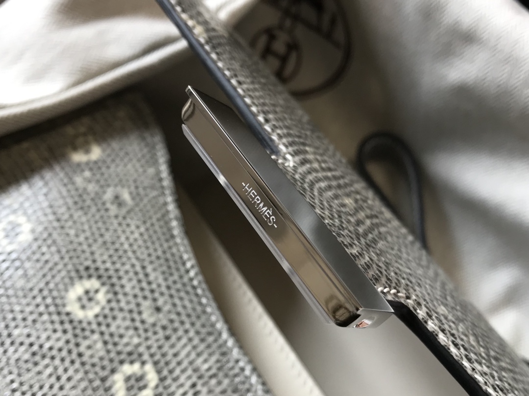 目を引く エルメスバッグ 種類Ｎ級品 ハンドバッグ 優雅 斜め掛け可 優雅レディ グレー_9