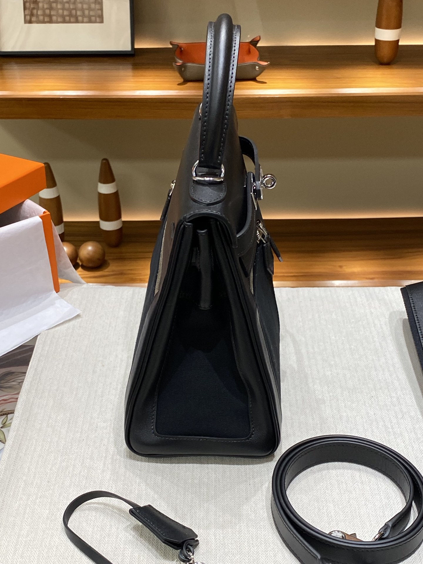 お買い得なエルメスバッグ チャームスーパーコピー 本革 ハンドバッグ 斜め掛け H13-28 ブラック_8