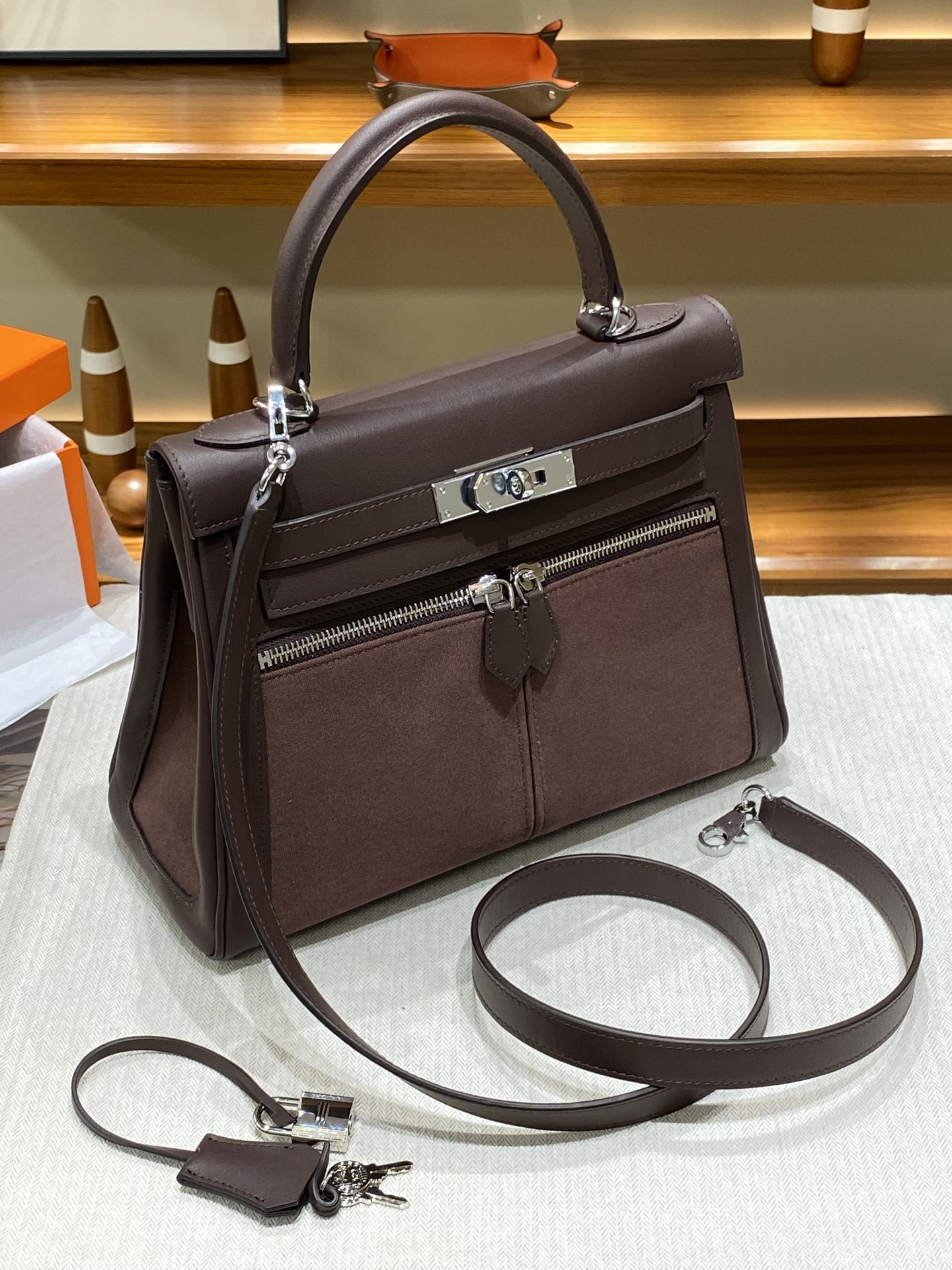 お買い得なエルメスバッグ 小さいＮ級品 本革 ハンドバッグ 斜め掛け H13-28 ブラウン_4