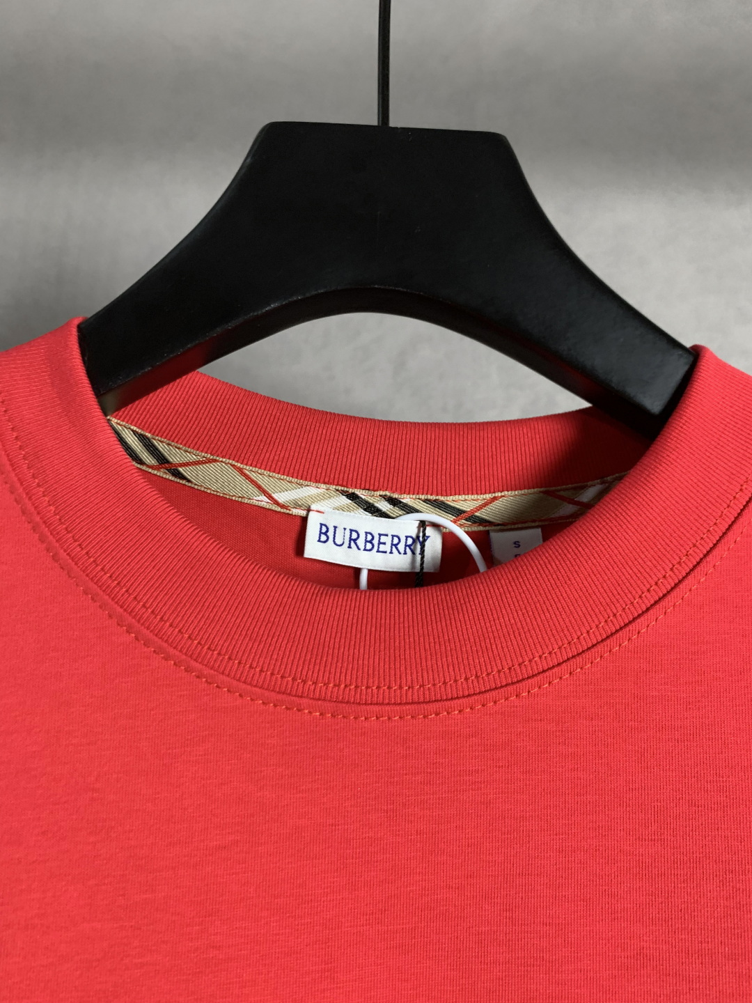 burberry t シャツ メンズスーパーコピー ゆったり トップス 短袖 純綿 ハート レッド_6