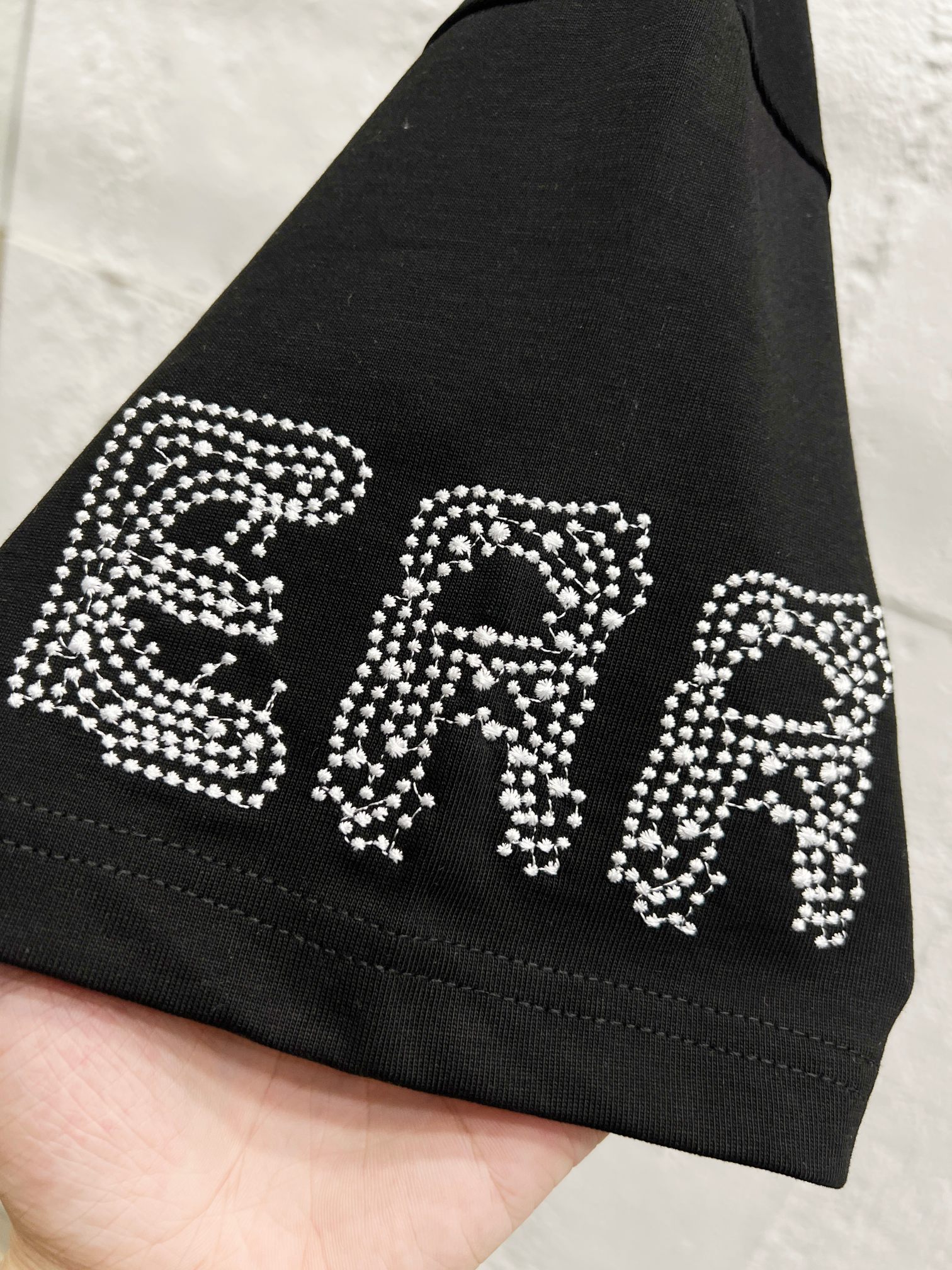 burberry ロゴ t シャツスーパーコピー 刺繍 トップス 純綿 プリント 上質 ブラック_6