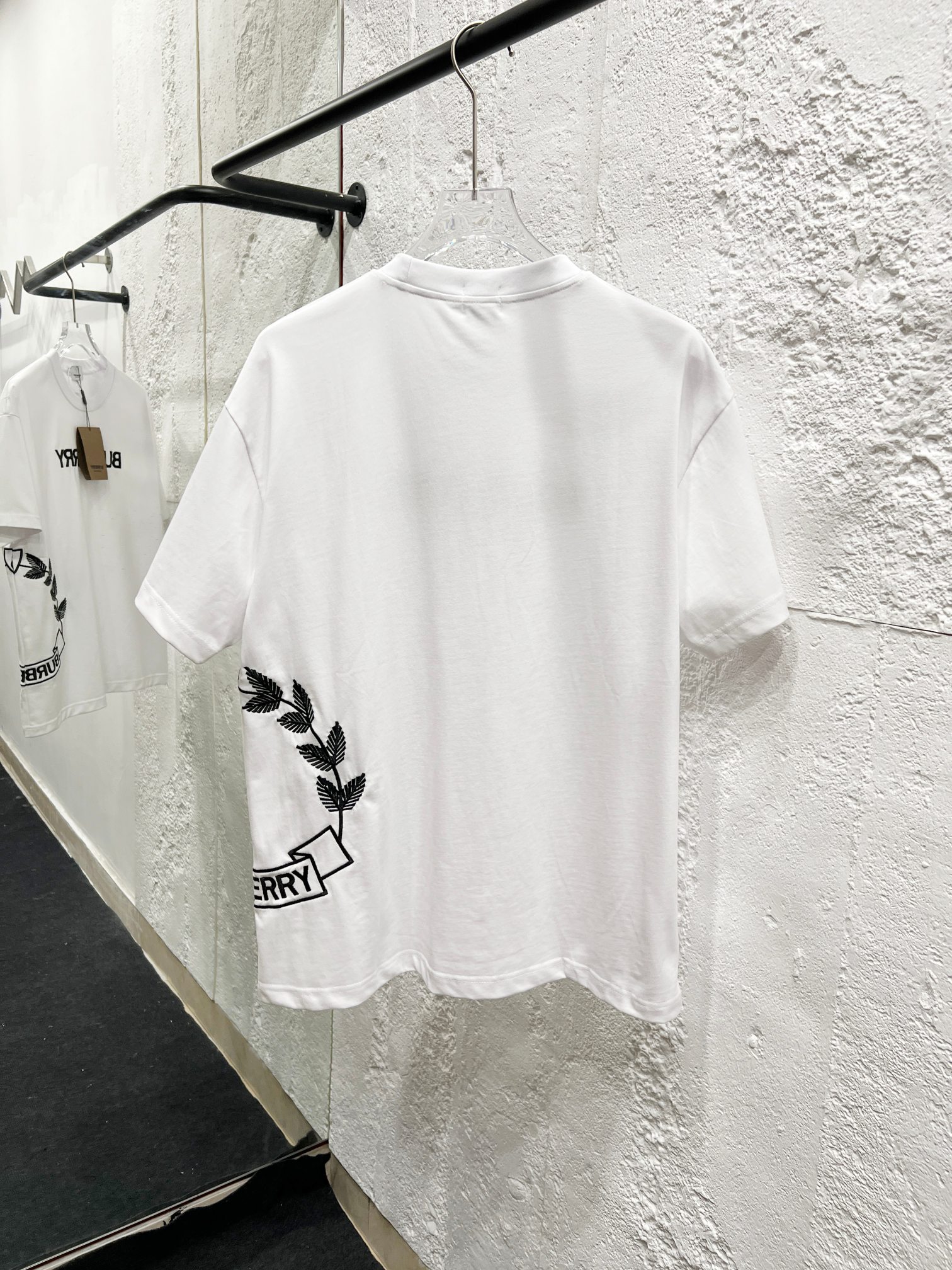 burberry ロング t シャツ偽物 ロゴ刺繍 トップス 純綿 プリント 上質 ホワイト_2