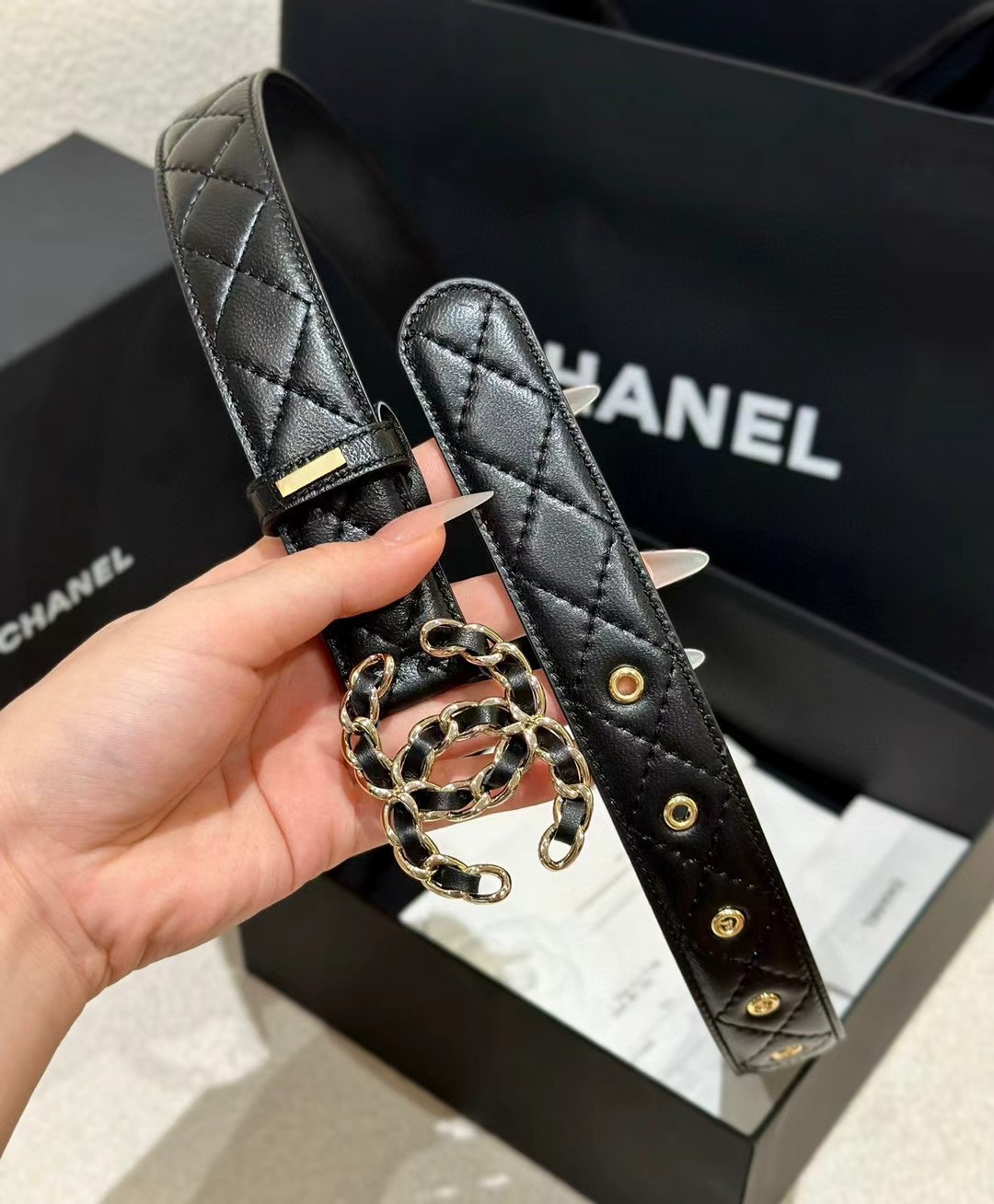 シャネルベルトポーチスーパーコピー 本革 女性 ファッション感 幅30ｍｍ ブラック_6