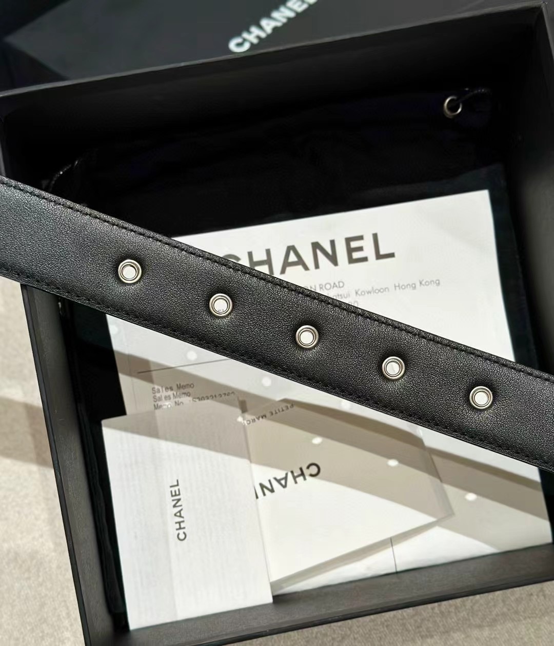 シャネルベルトサイズ偽物 レザー 本革 女性 ファッション感 幅30ｍｍ シルバーバックル ブラック_6