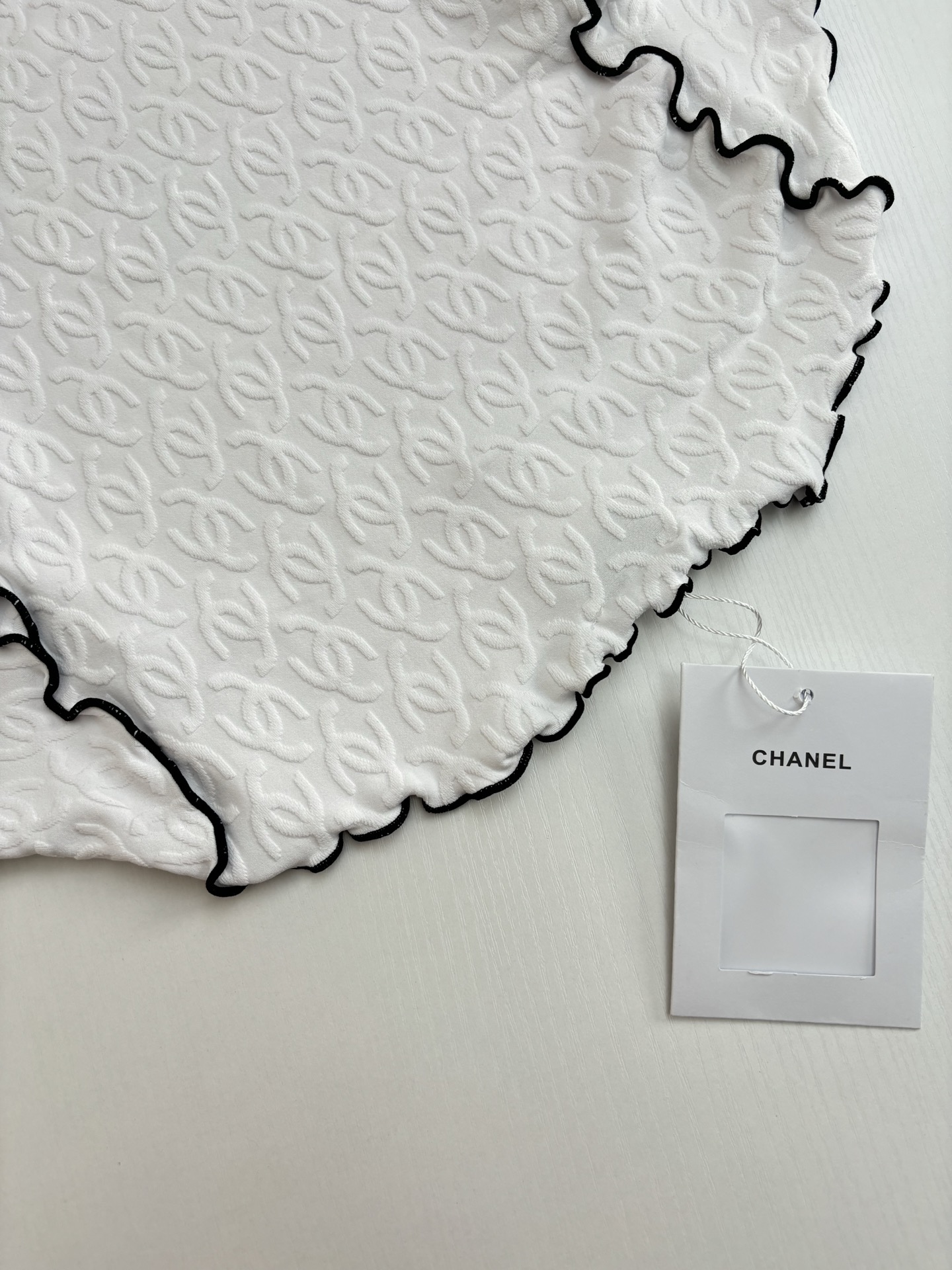 春の新作 chanel ティー シャツ レディＮ級品 トップス 短袖 プリント 純綿 柔軟 ホワイト_6