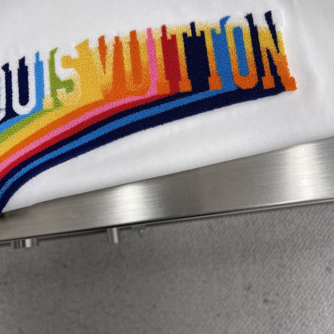 メンズ ルイヴィトンtシャツスーパーコピー 純綿 トップス 虹 プリント 半袖 シンプル ホワイト_7