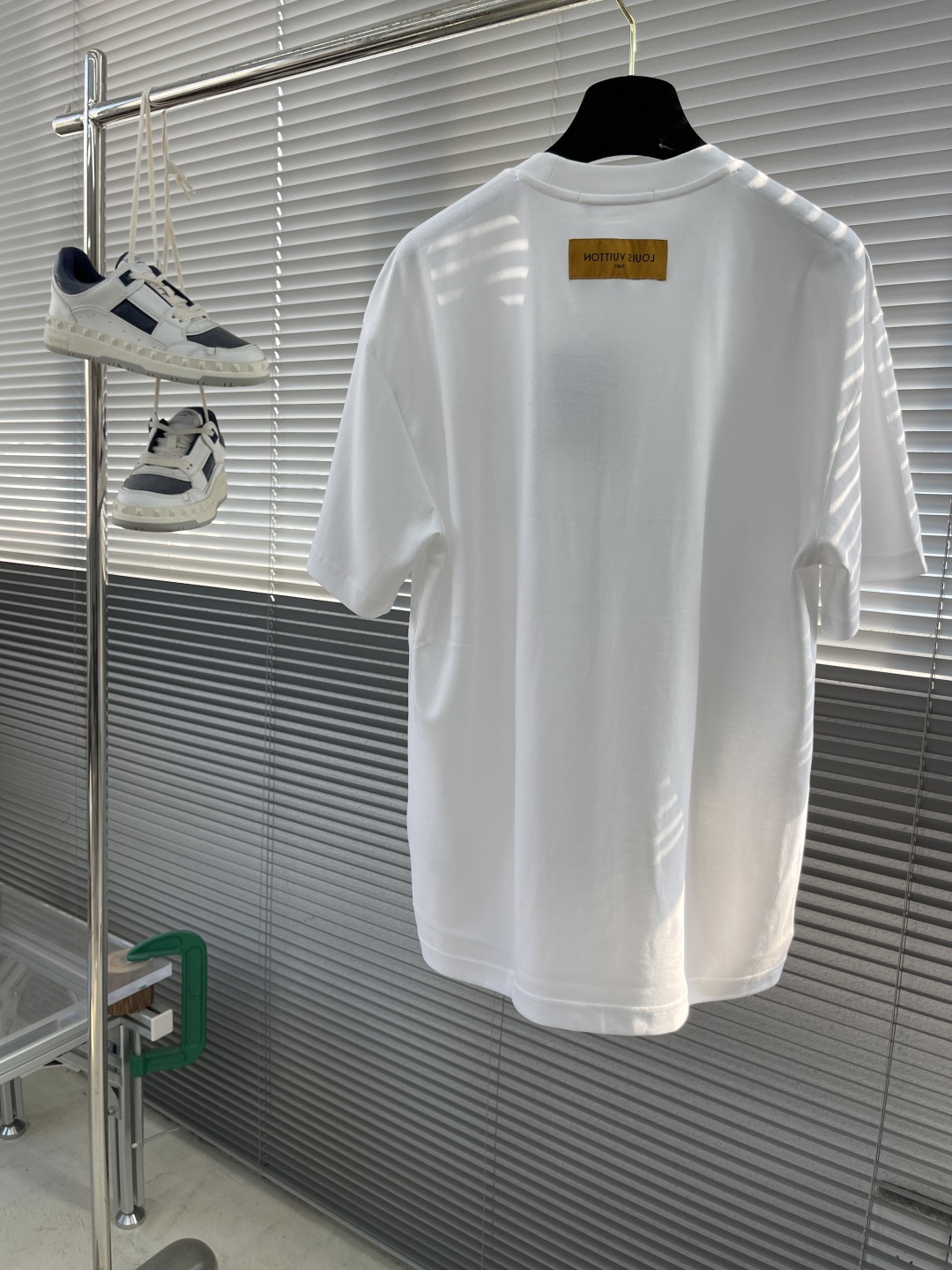 メルカリ ルイヴィトンtシャツ激安通販 純綿 トップス プリント 半袖 男女兼用 ホワイト_2