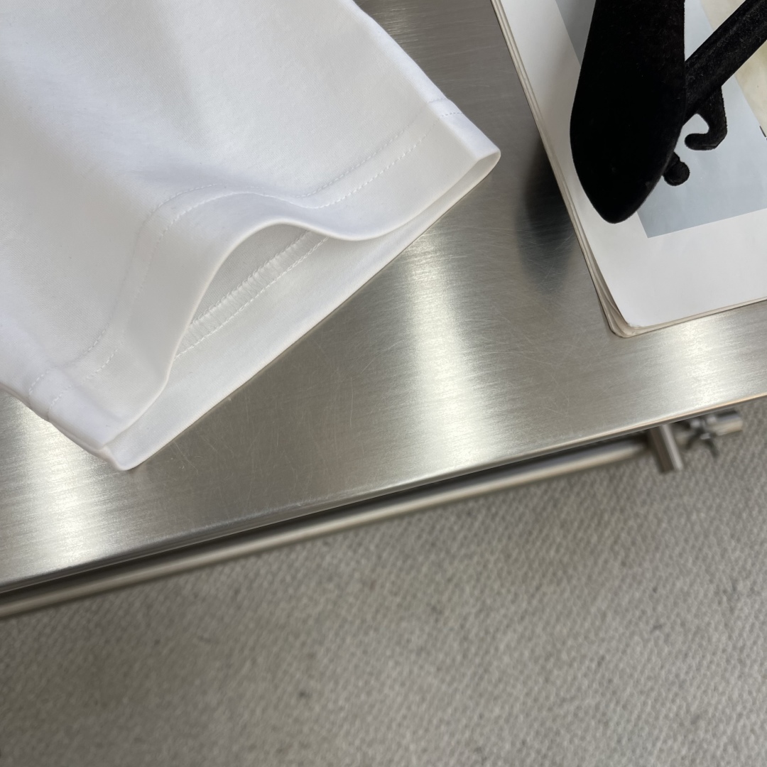 メルカリ ルイヴィトンtシャツ激安通販 純綿 トップス プリント 半袖 男女兼用 ホワイト_8