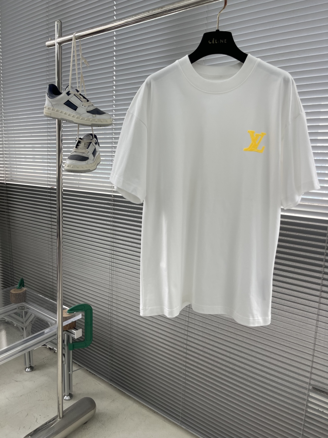 夏新作 ルイヴィトンtシャツ メンズコピー 純綿 トップス ロゴプリント 半袖 ホワイト_1