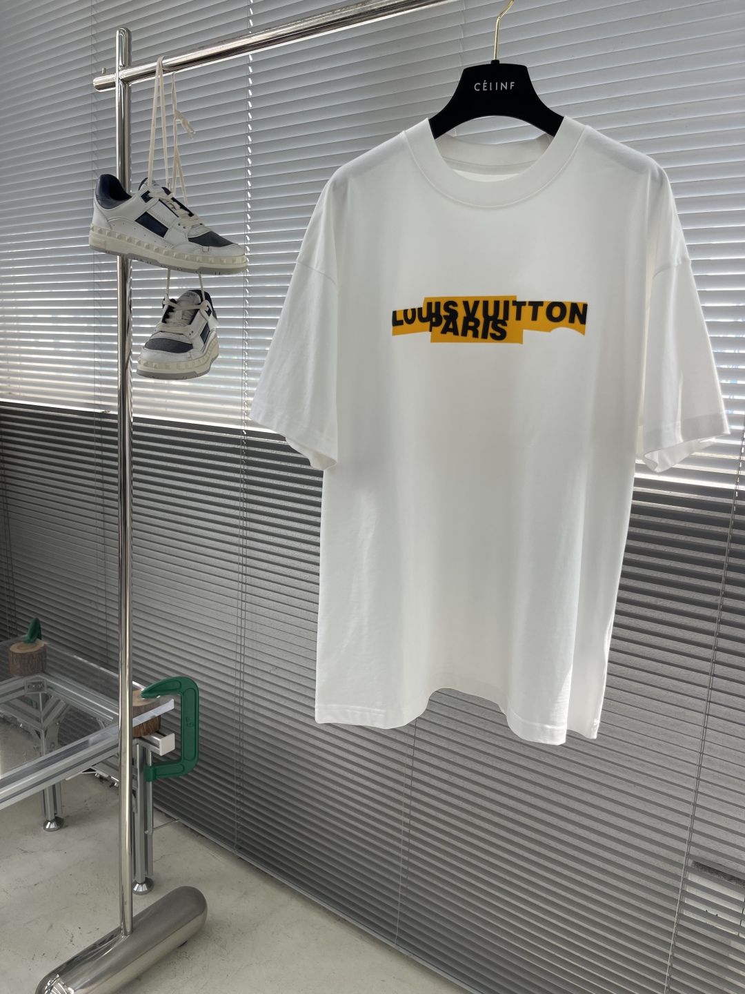 ルイヴィトン tシャツ 値段偽物 純綿 トップス ロゴプリント 半袖 ゆったり ホワイト_1