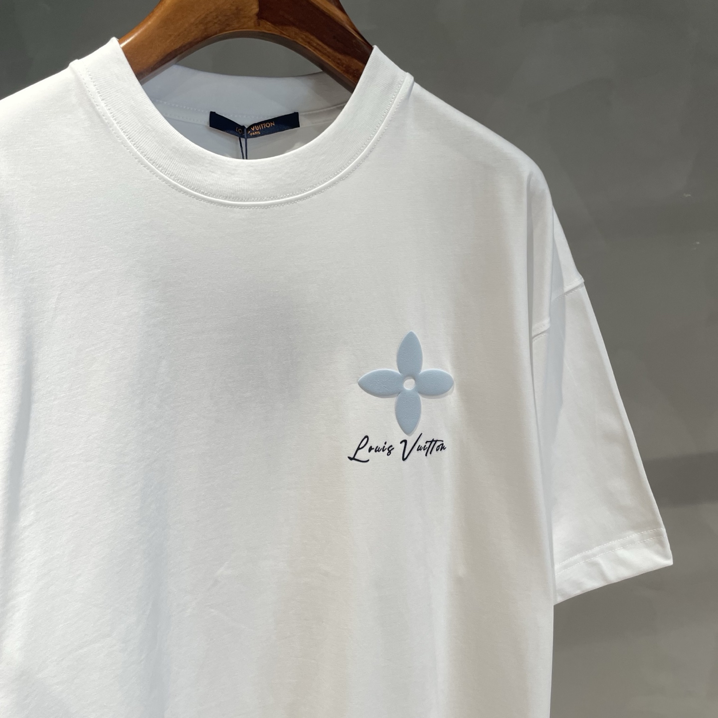 大販売 ルイヴィトンtシャツ公式コピー 純綿 トップス ロゴプリント 半袖 ゆったり ホワイト_2