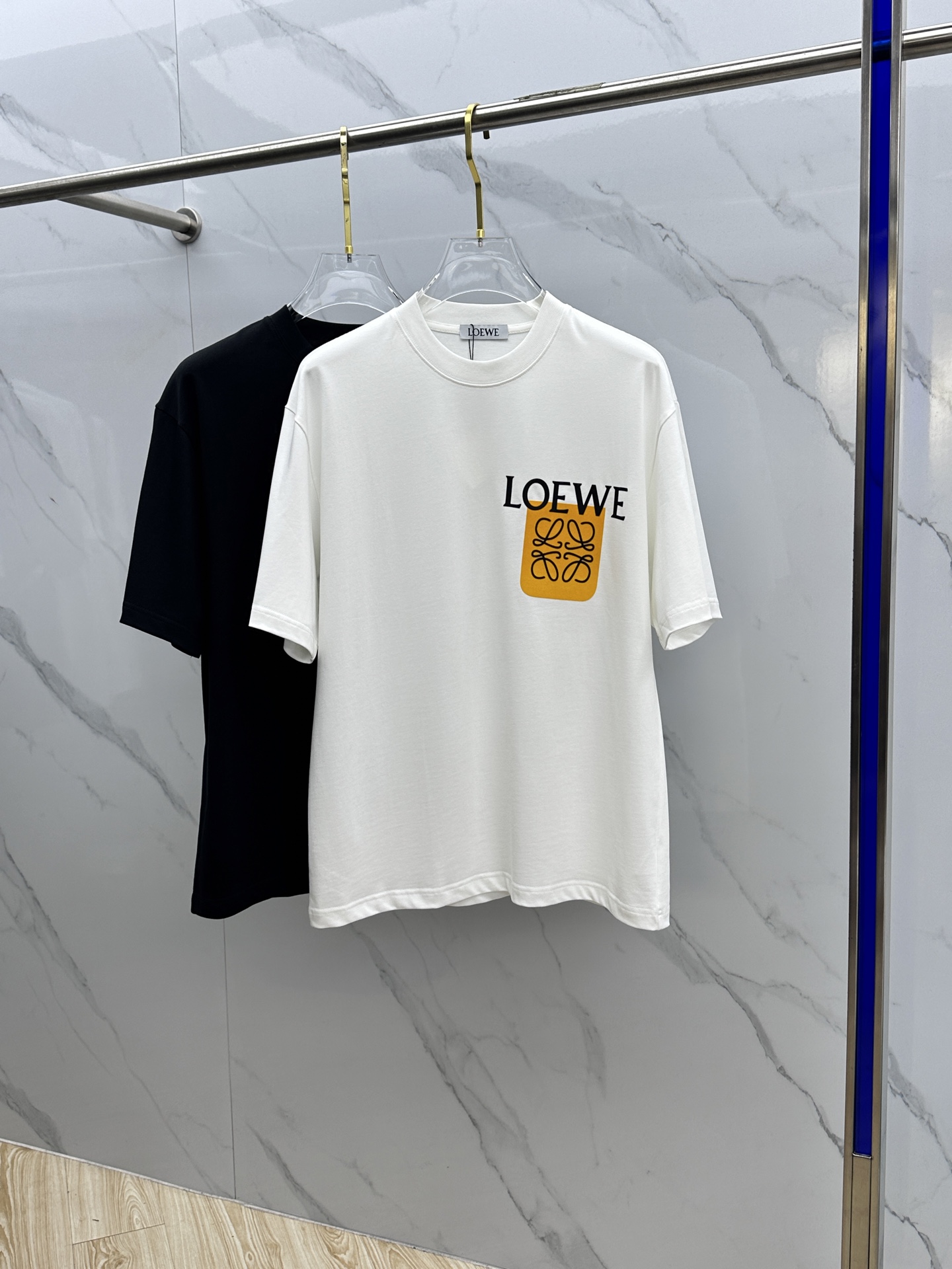 おすすめ ロエベtシャツコーデスーパーコピー トップス 半袖 プリント ゆったり 純綿 ホワイト_1