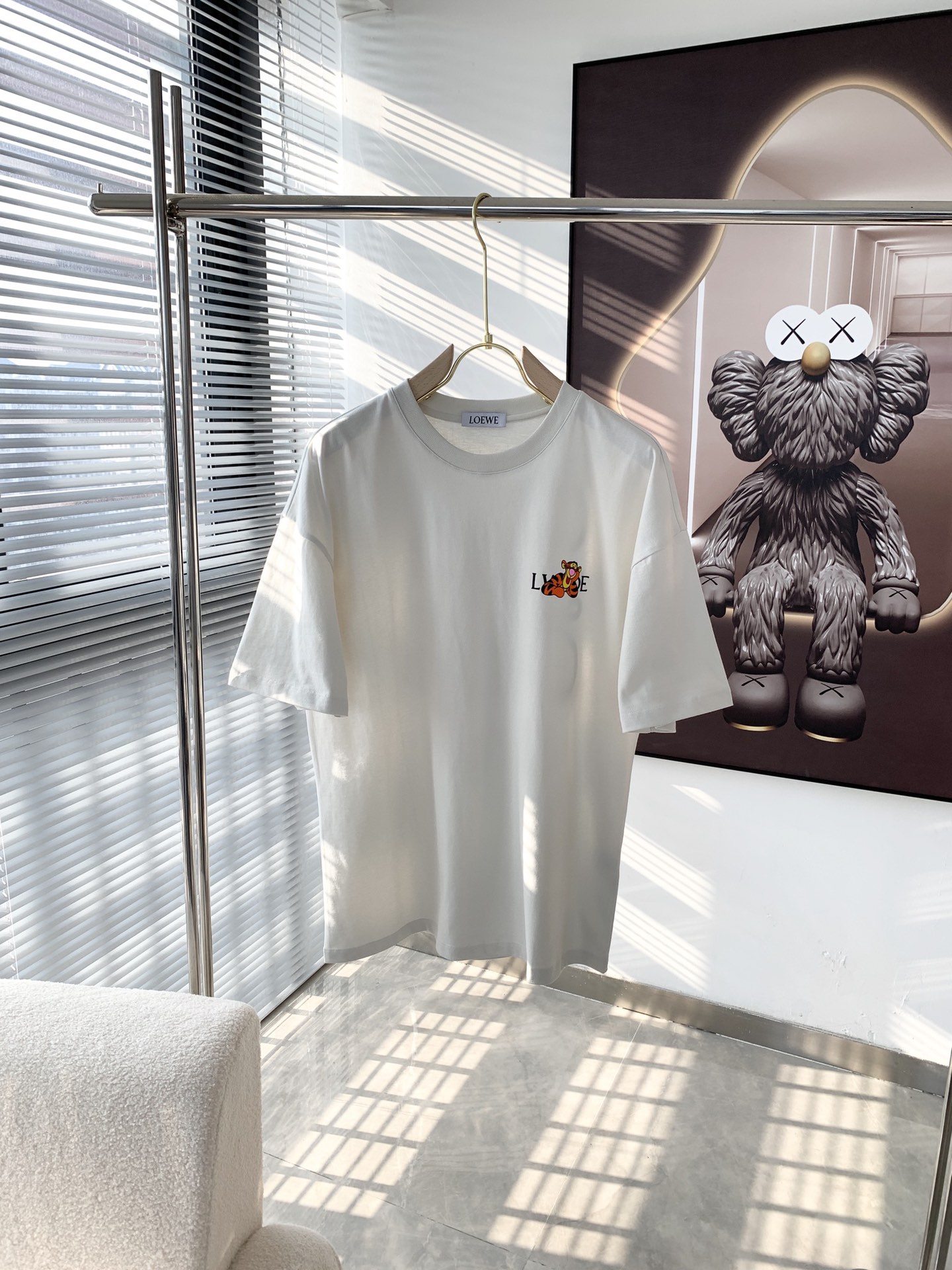 ロエベtシャツ 安いスーパーコピー ゆったり 純綿 通気性いい トップス 短袖 プリント 2色可選_2