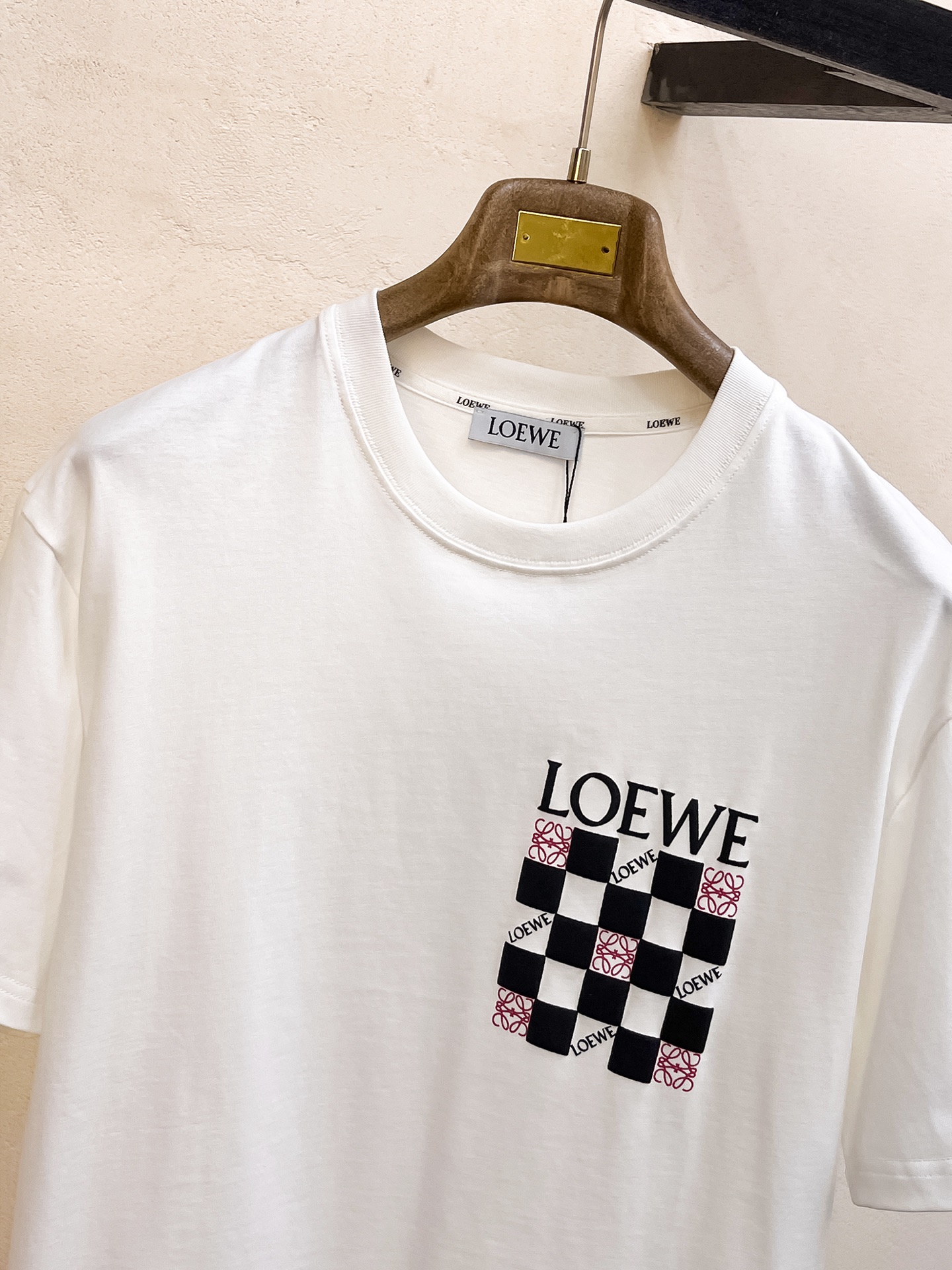 ロエベ tシャツ 新作偽物 100%綿 通気性いい トップス 短袖 柔らかい_3