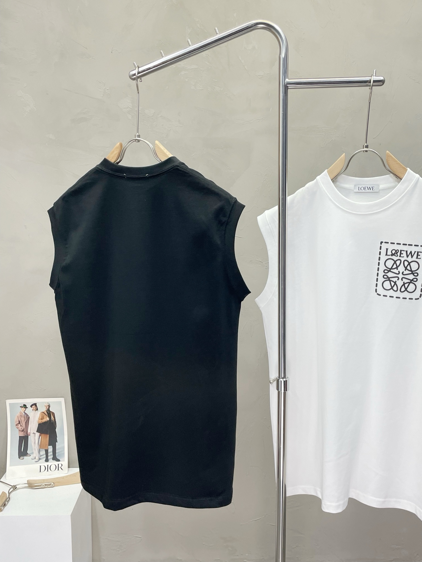 ロエベハウルtシャツコピー 100%綿 通気性いい 無袖トップス 柔らかい 2色可選_4