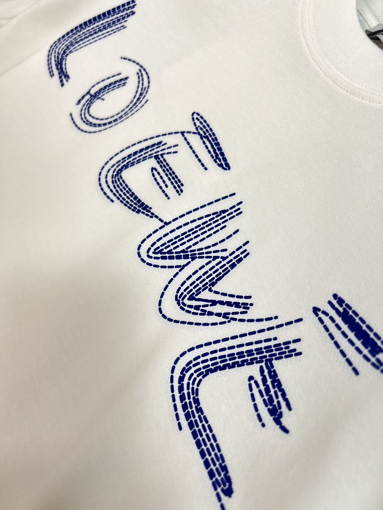 ロエベ tシャツ buymaスーパーコピー 純綿 プリント トップス 柔軟 ゆったり ホワイト_4
