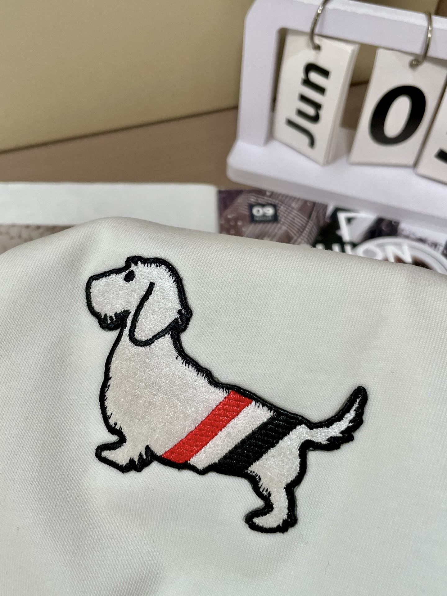トムブラウンtシャツコピー 100％綿 トップス 半袖 犬プリント シンプル ホワイト_5
