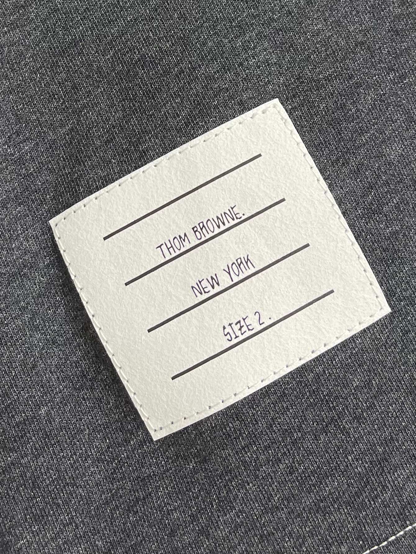 TB トムブラウン トムクルーズ偽物 シンプル 100％綿 柔らかい 短袖 tシャツ グレー_9