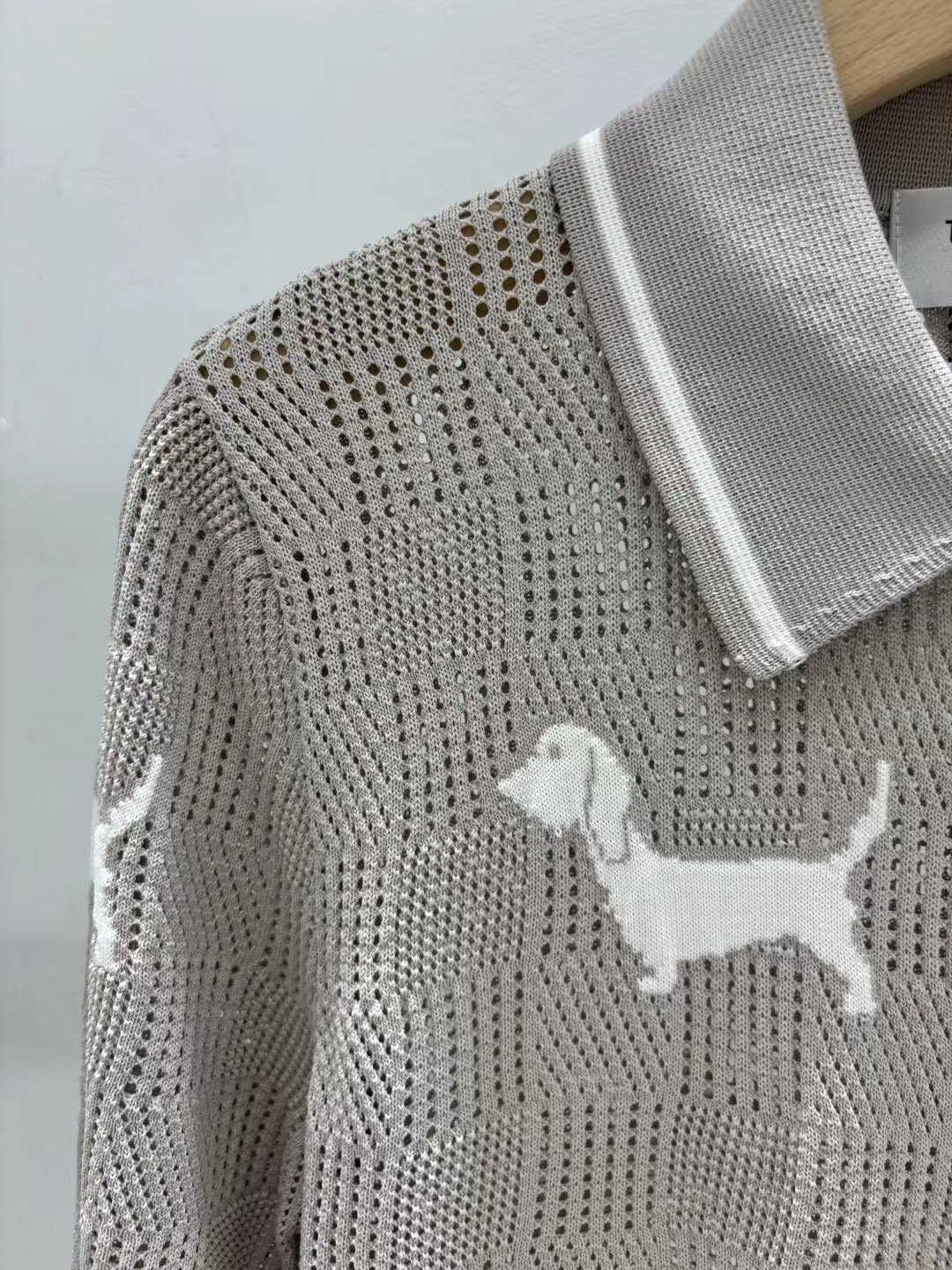 TB トムブラウン なぜ高い偽物 高品質 トップス 綿 半袖 ポロシャツ 犬 グレー_3