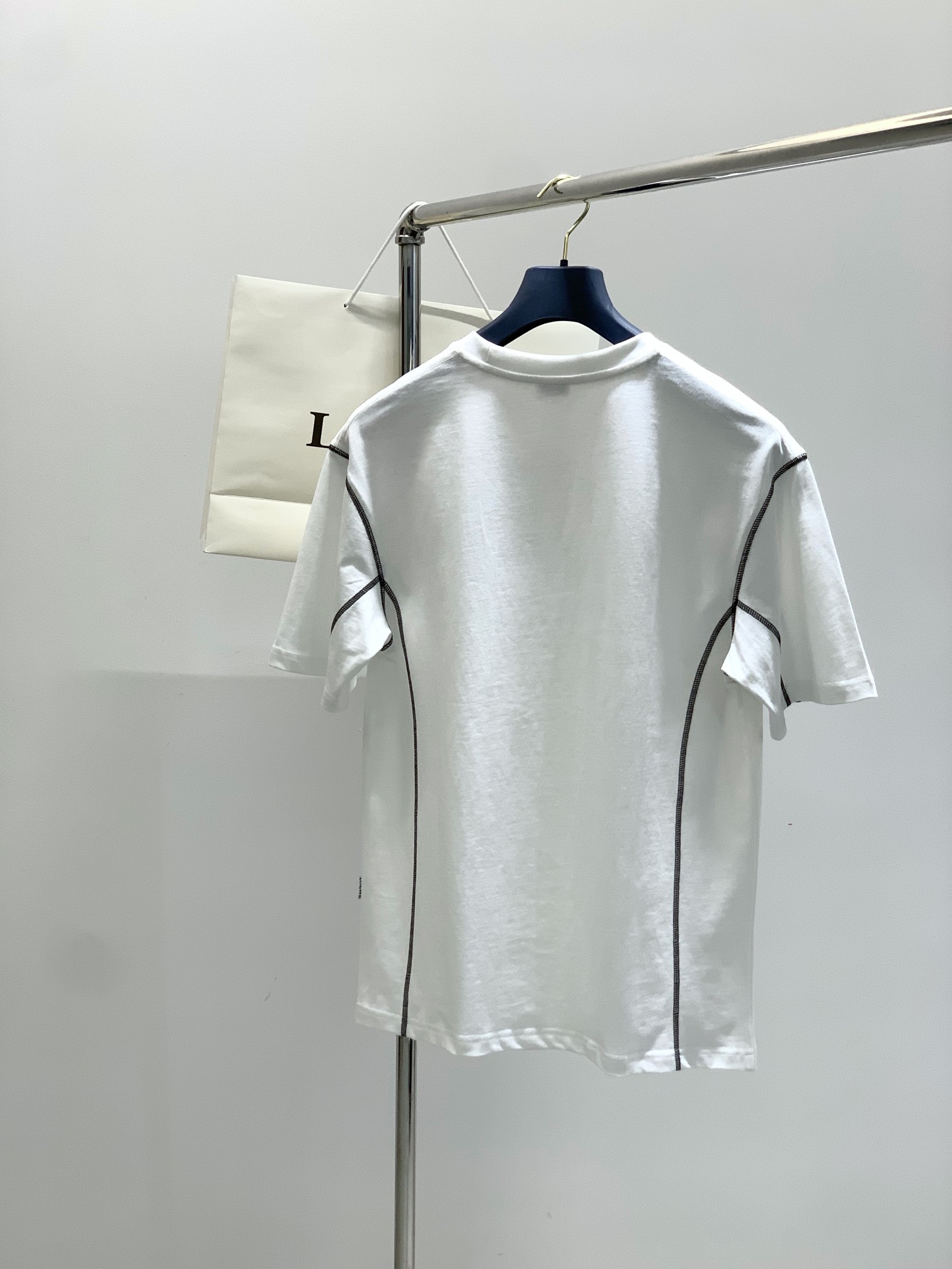 ロエベ tシャツ カルシファー偽物 トップス 純綿 柔らかい 半袖 ロゴ刺繍 ホワイト_2