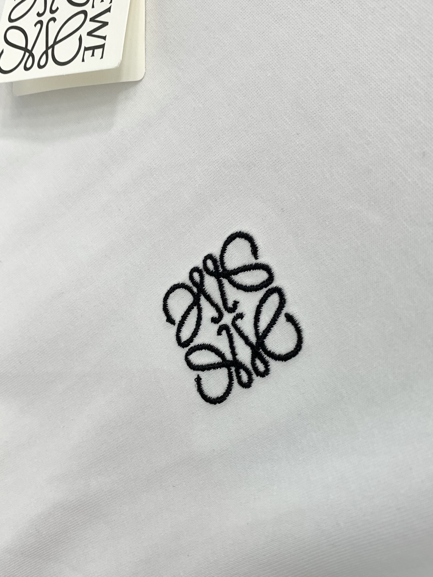 ロエベ tシャツ カルシファー偽物 トップス 純綿 柔らかい 半袖 ロゴ刺繍 ホワイト_3