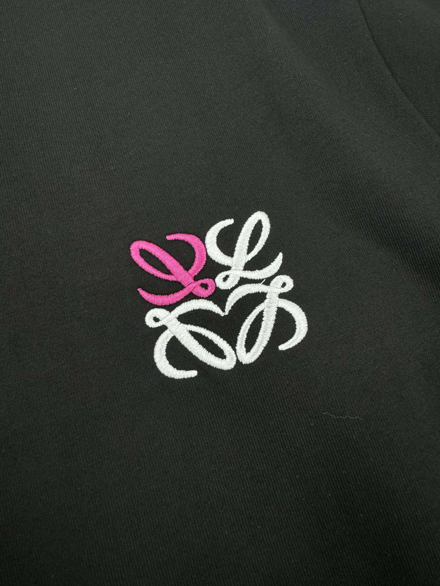 ロエベ ネズミ tシャツコピー ゆったり 純綿 トップス 短袖 プリント 上質 ブラック_3