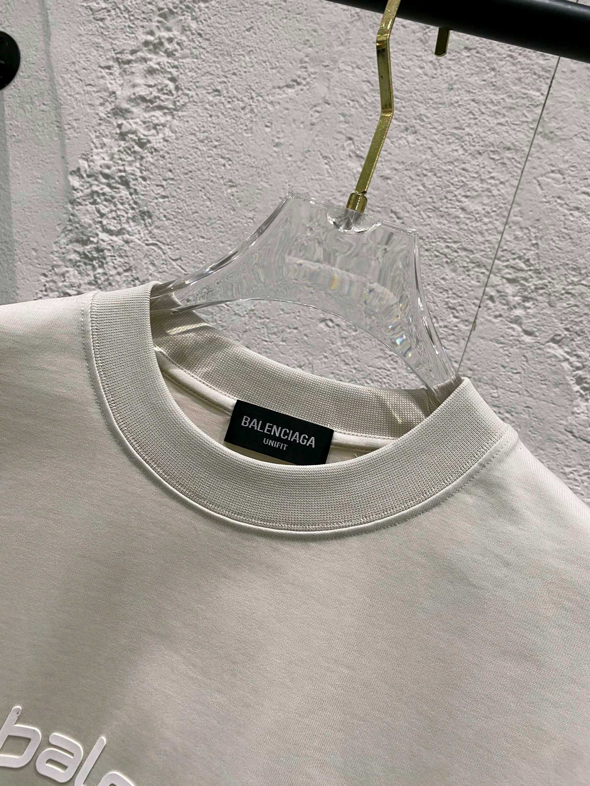 バレンシアガのtシャツスーパーコピー プリント 上質材料 ゆったり 純綿 トップス 短袖 グレー_5