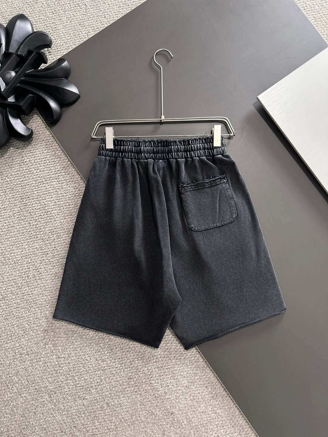 限定のバレンシアガ スウェットパンツ偽物 柔らかい ショットズボン ゆったり 綿 ブラック_10