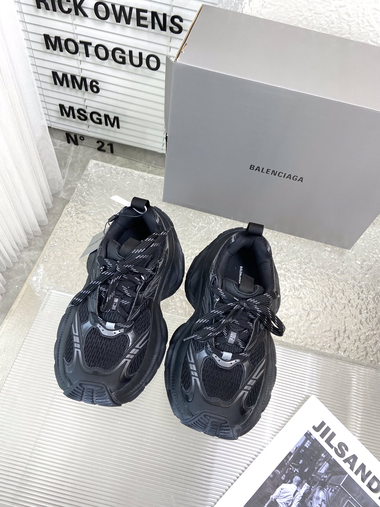 balenciaga スペース シューズ激安通販 カジュアル 軽量 スニーカー ランニング 男女兼用 ブラック_1