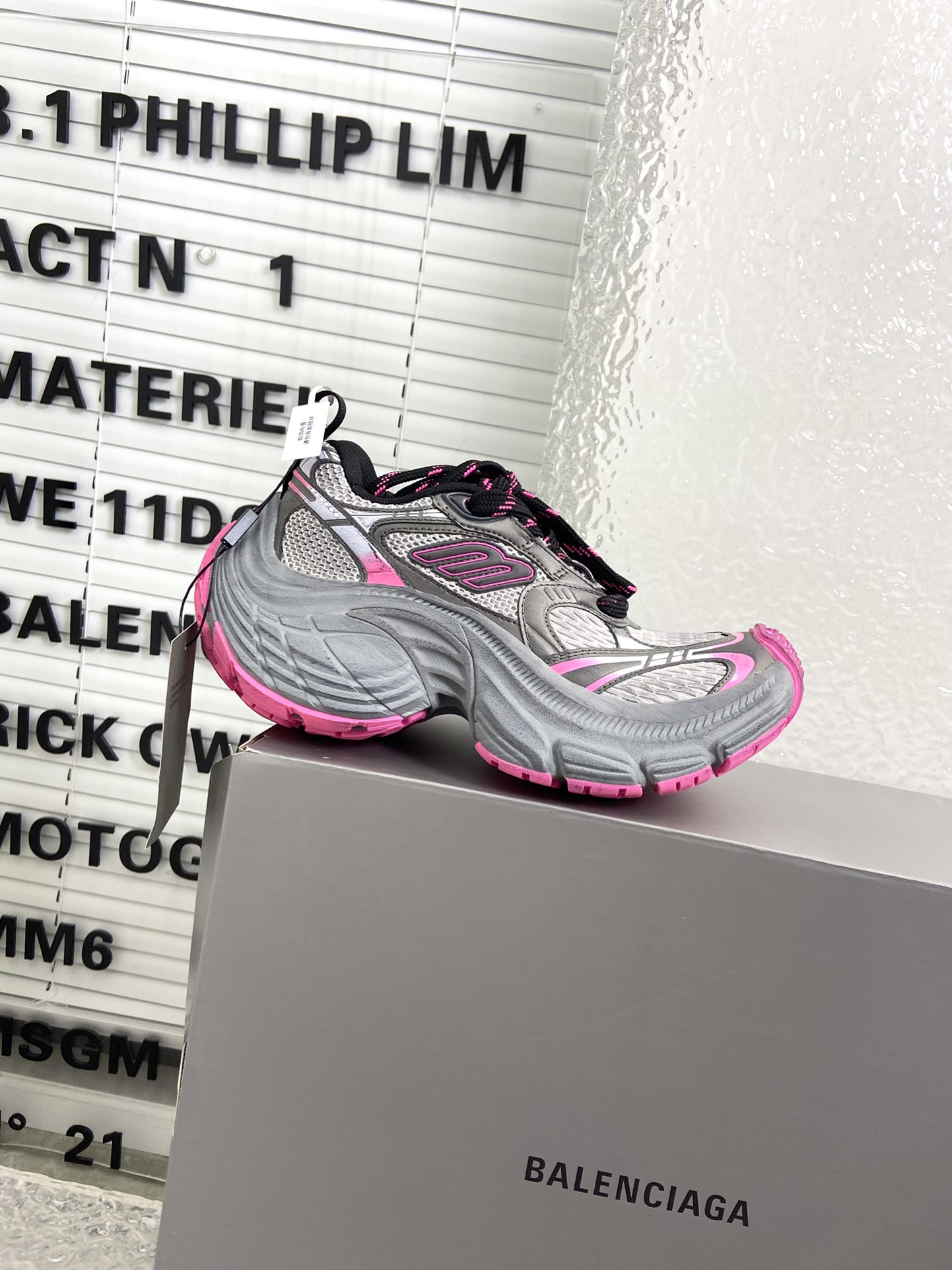 balenciaga トラック シューズスーパーコピー カジュアル 軽量 シューズ ランニング 男女兼用 ローズレッド_4